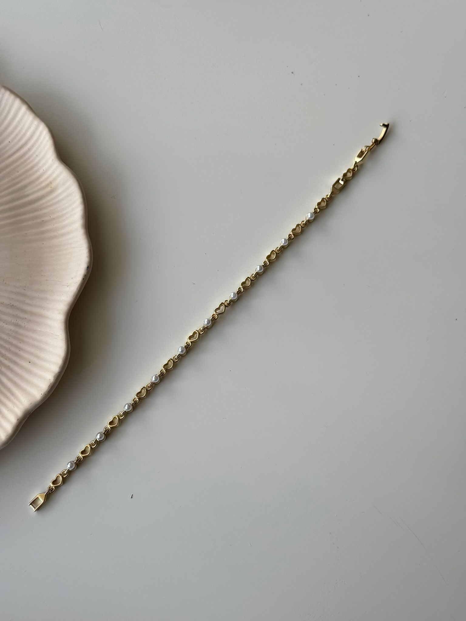 İncili Kalpli Çelik Bileklik