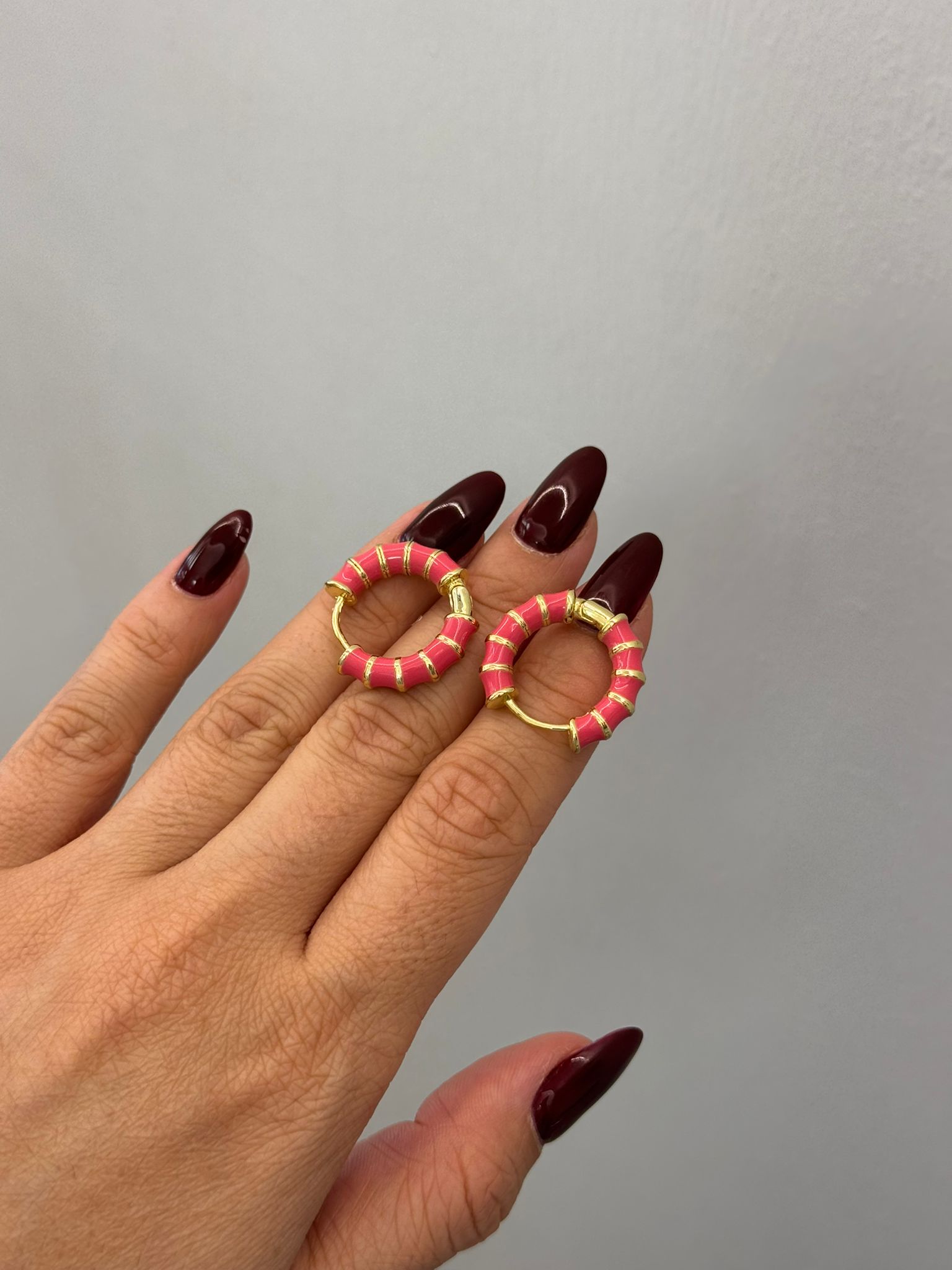 Pembe Mineli Halka Küpe