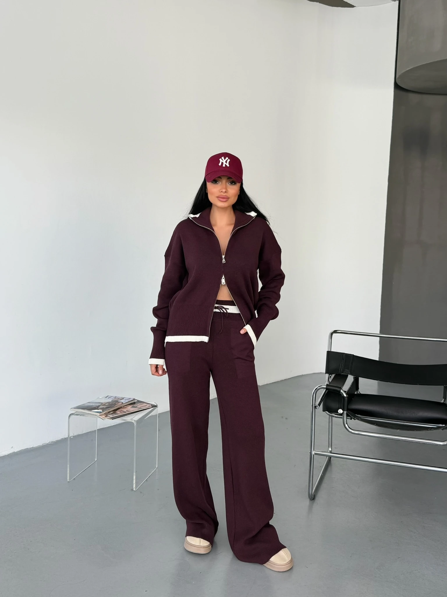 ÇİZGİLİ FERMUARLI TAKIM