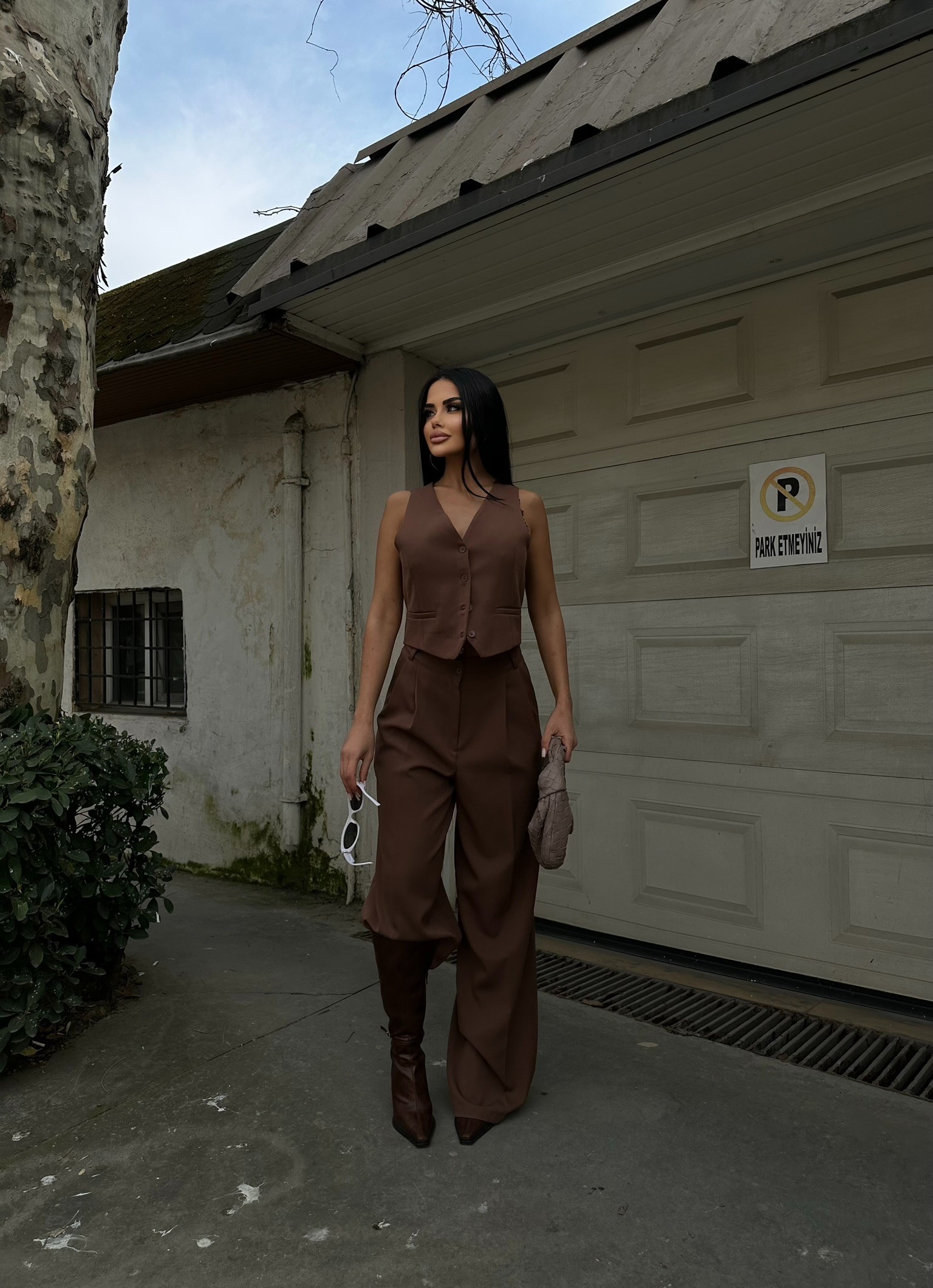 ZERO SLEEVE VEST SUIT