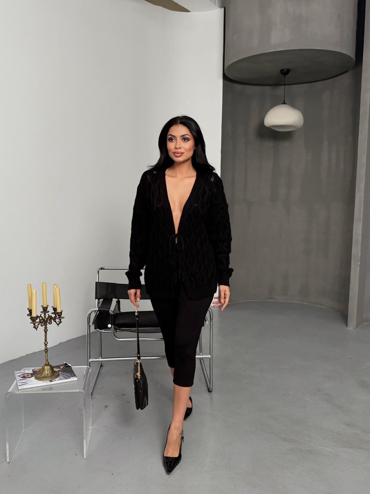 ÖNDEN BAĞLAMALI KISA TRİKO HIRKA