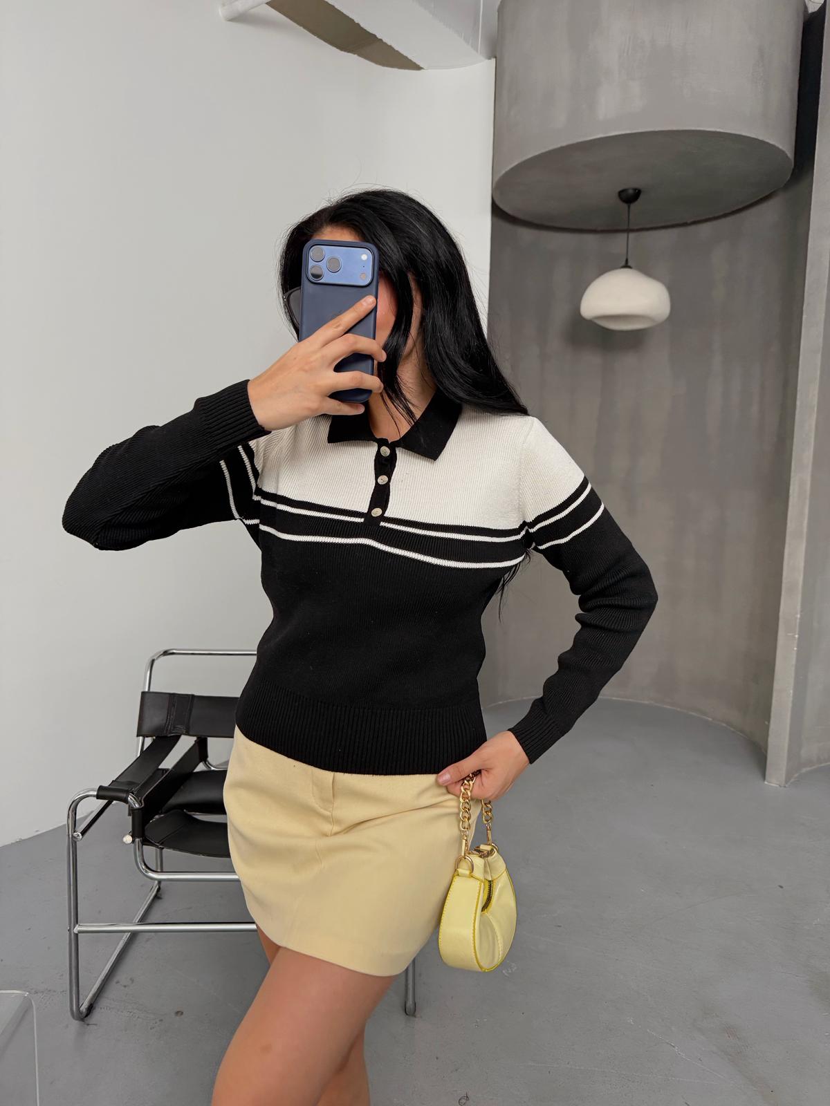 POLO COLLAR BUTTON-FRONT KNITWEAR SWEATER