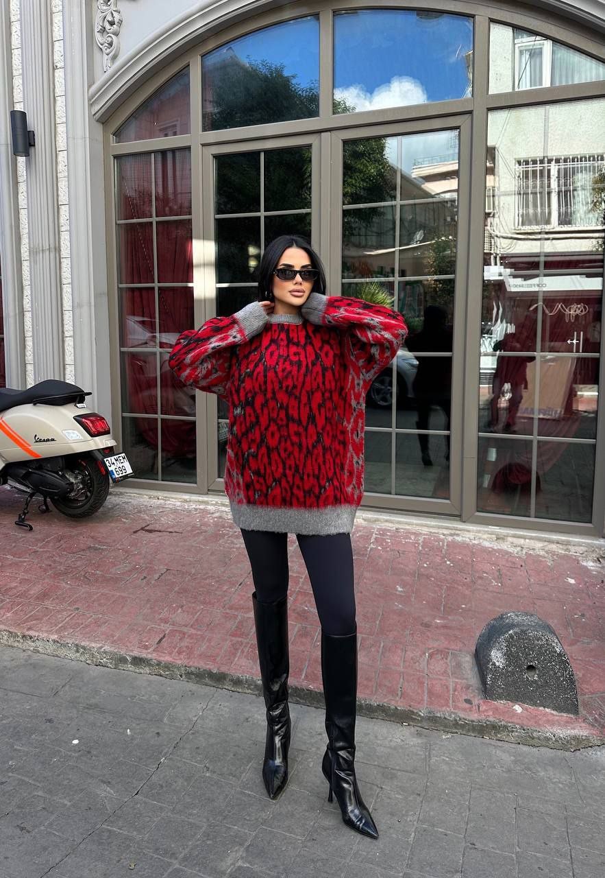 LEOPARD SWEATER
