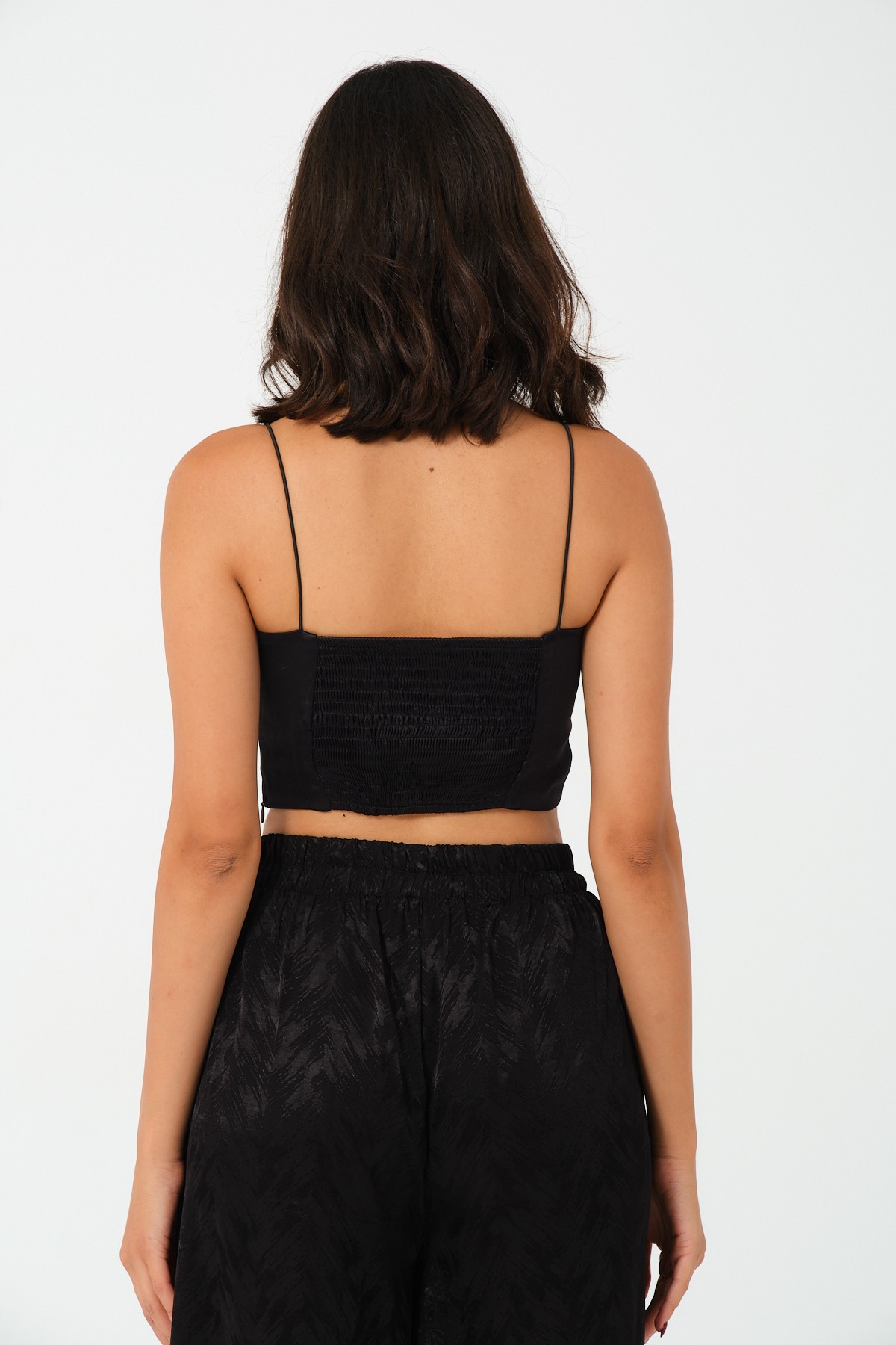 LUSH Saten Crop Top