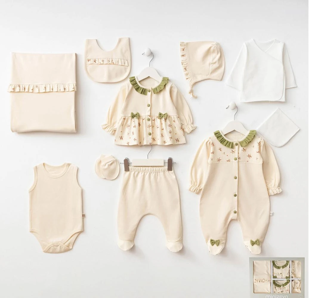 Kız Bebek Pamuklu Çıtır Çiçekli 10'lu Hastane Çıkış Seti - Yeşil