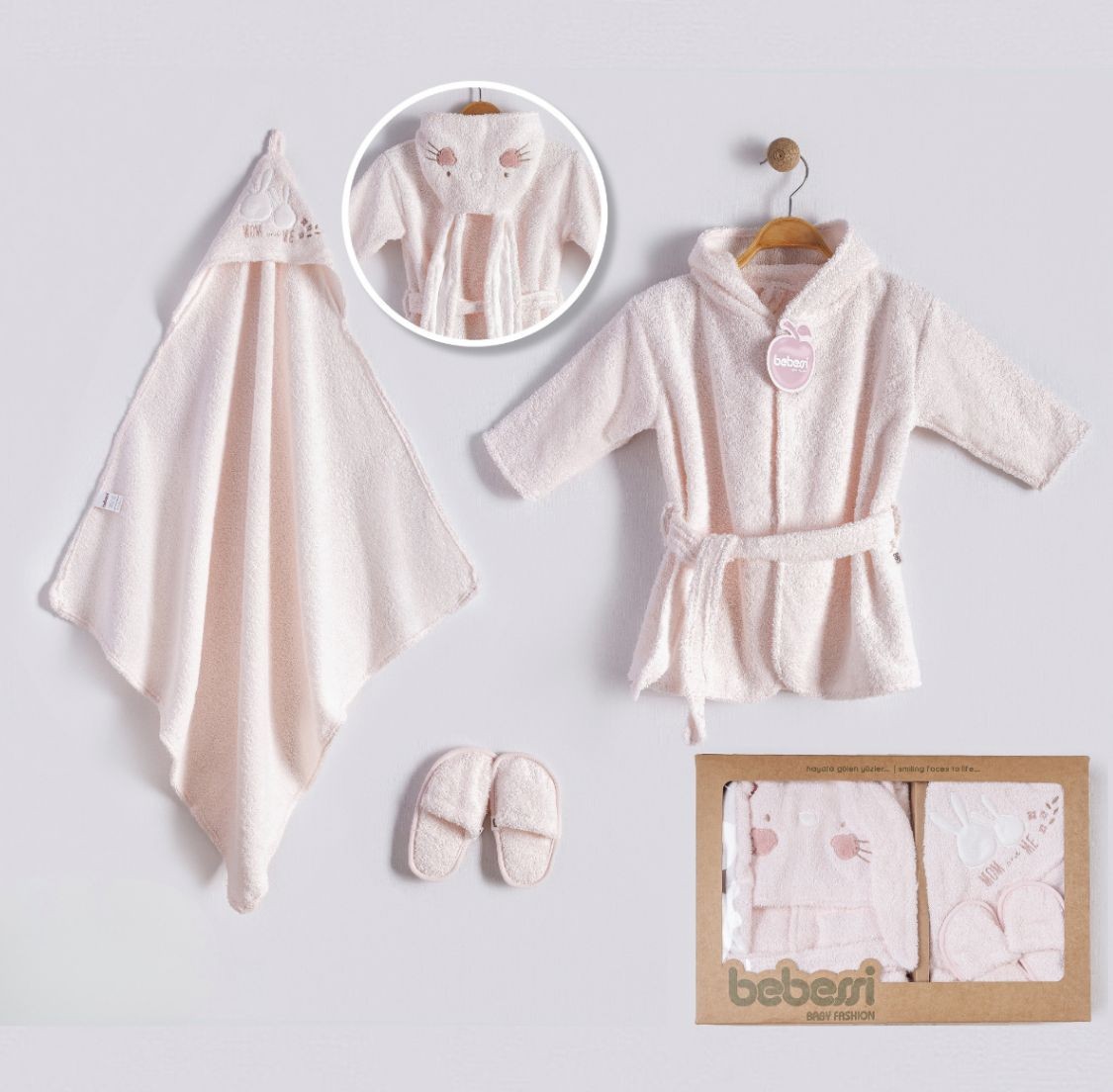 Kız Bebek 0-12 Sweet Bunny Kutulu Bornoz Set - Pembe