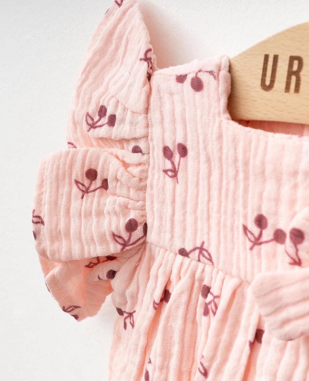 Bandanalı Müslin Kiraz Desenli Romper - Pembe