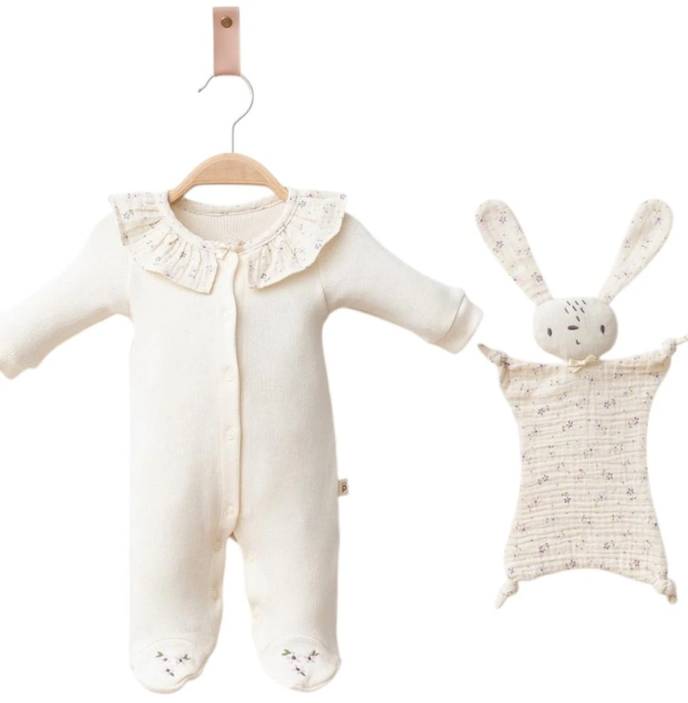 Kız Bebek Petite Pamuklu Çiçek İşleme Detaylı Uyku Arkadaşı Hediyeli Tulum