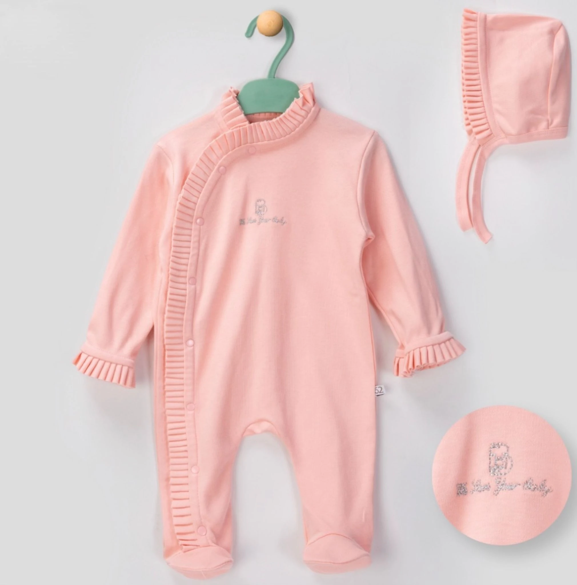 Kız Bebek Pamuklu Pliseli Kruvaze Şapkalı Tulum - Pudra