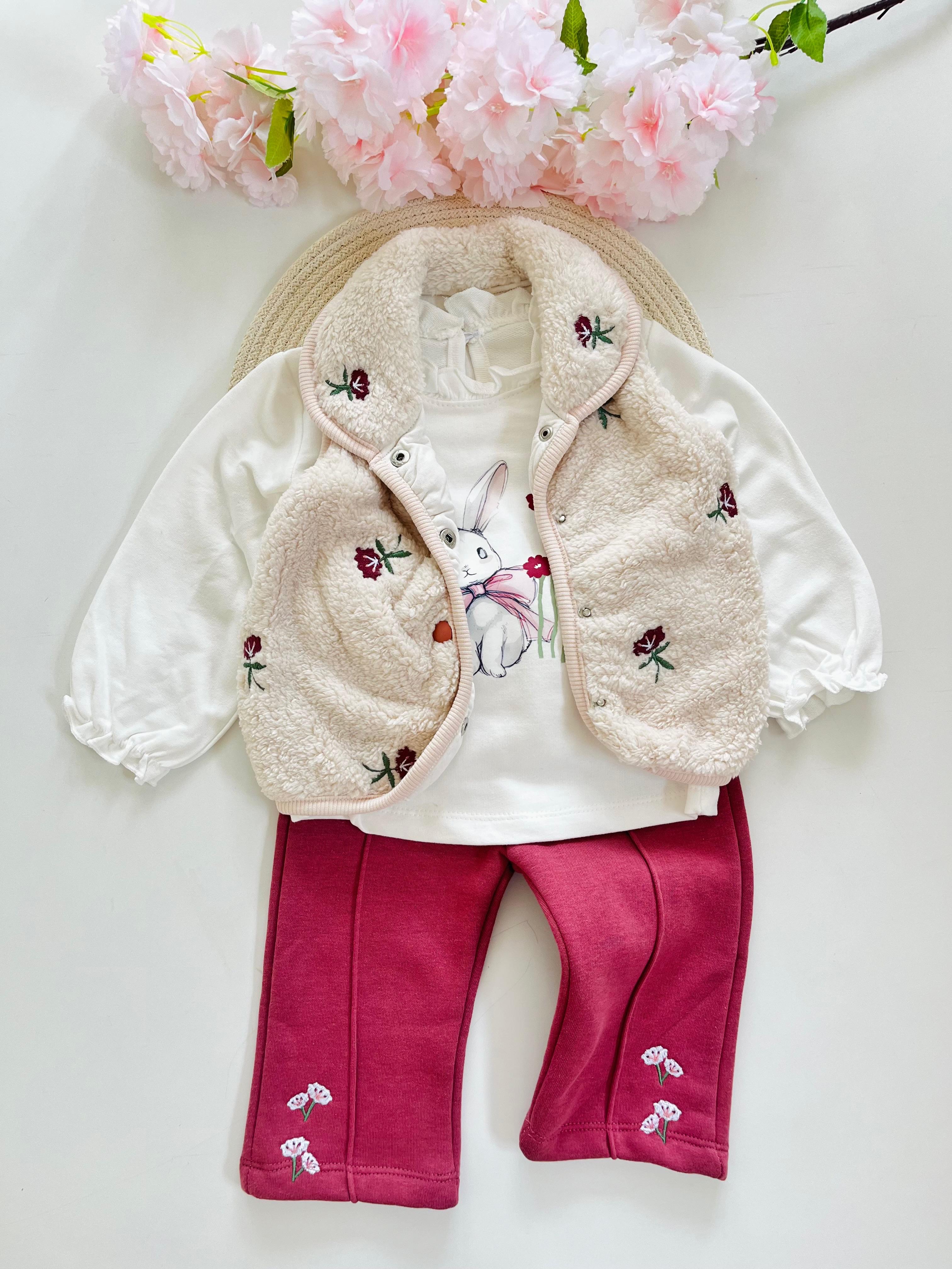 Kız Bebek Peluş Yelekli Çiçek İşlemeli 3'lü Takım