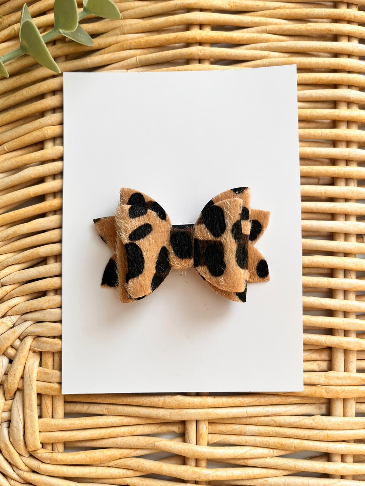 Leopar Saçlı - Saçsız Kız Bebek Tokası