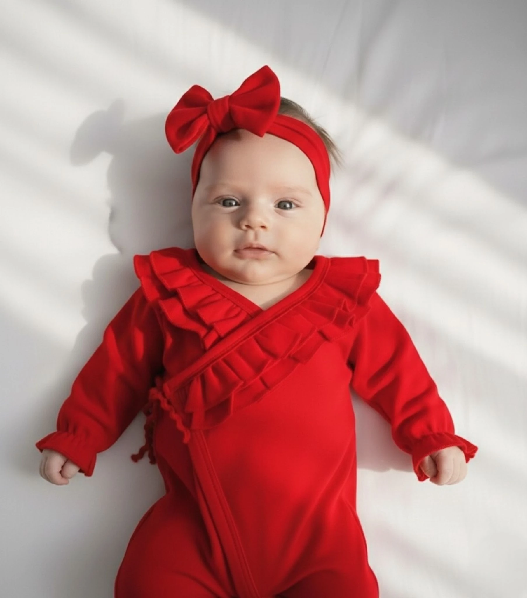 Kız Bebek Pamuklu Fırfır Detaylı Kruvaze Yakalı Bandanalı 2'li Tulum Set - Kırmızı