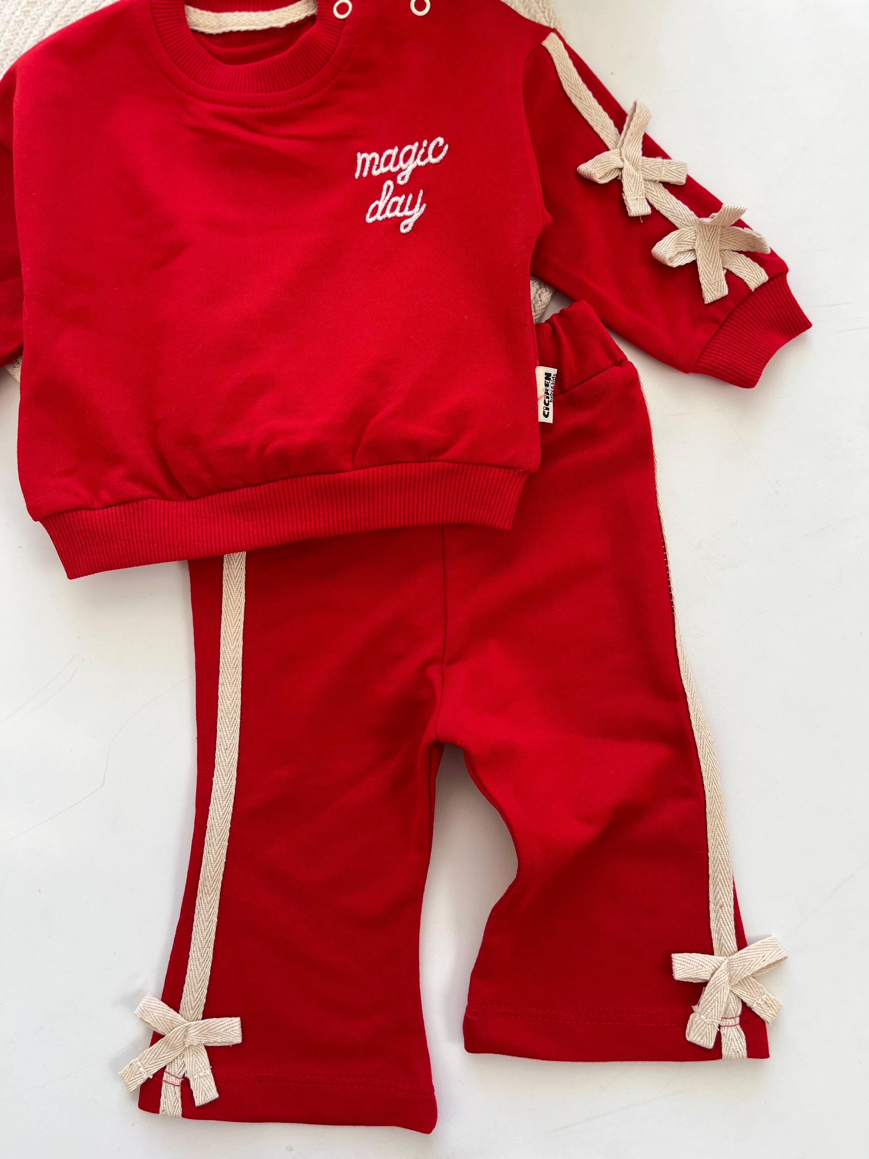 Kız Bebek Kurdele Kol Detaylı Takım - Kırmızı ( 1 beden büyük alınız )
