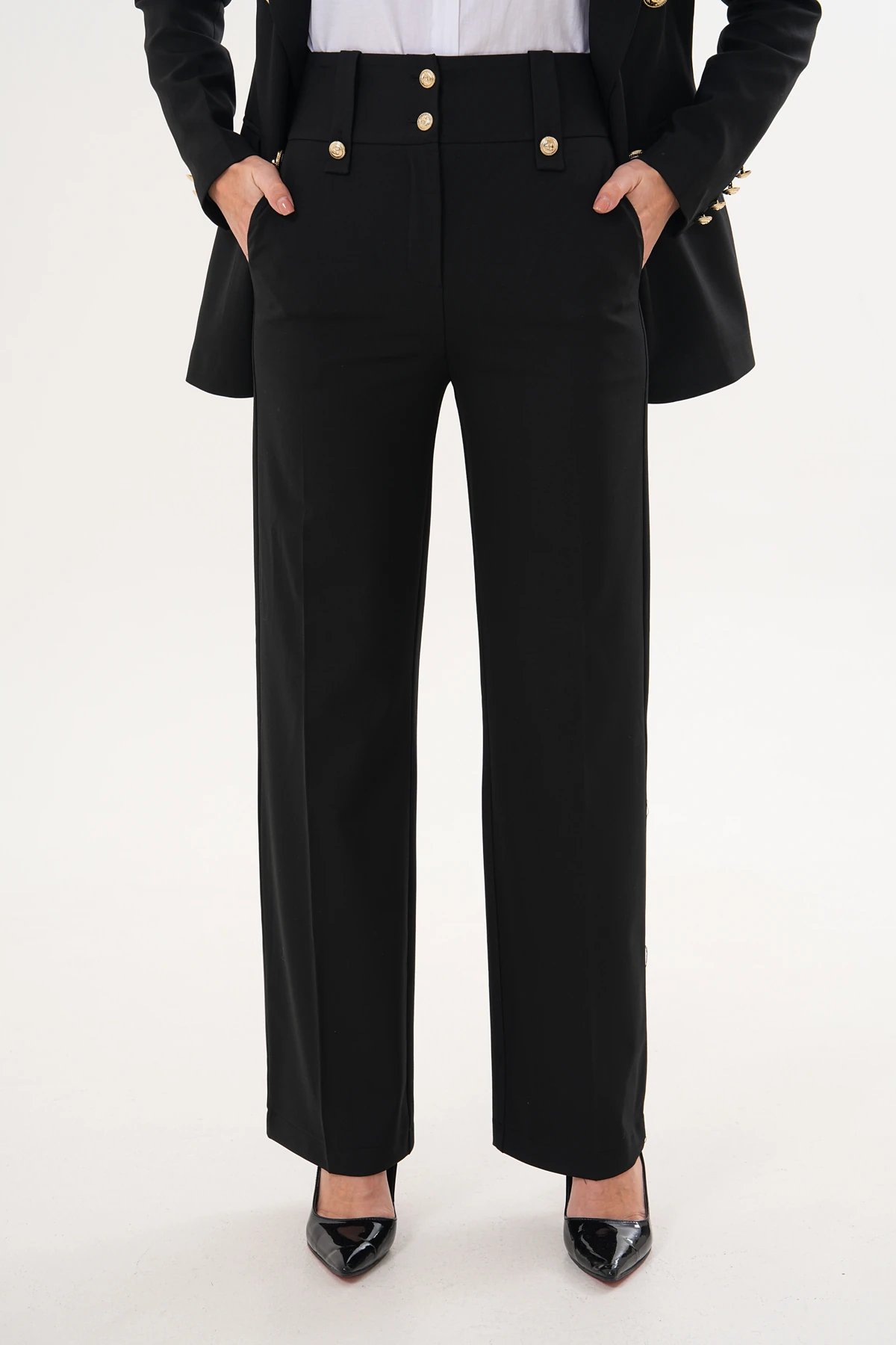 Isandra Siyah Ceket Takım