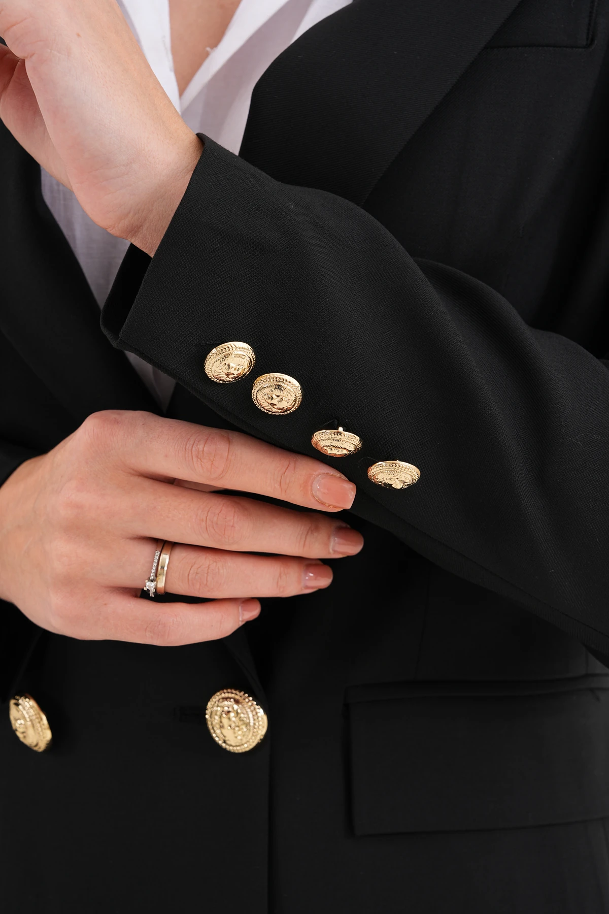 Isandra Siyah Ceket Takım