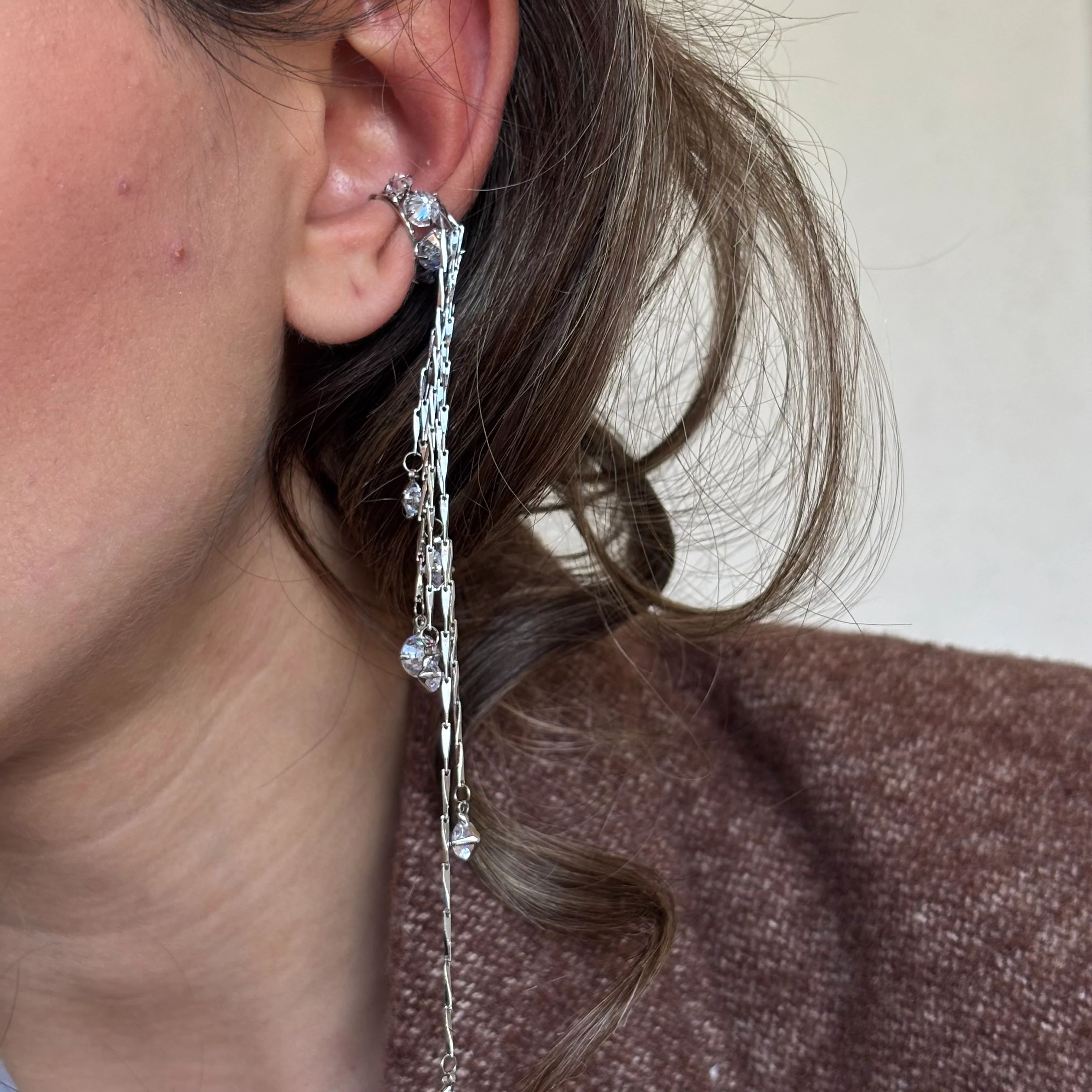 Silver Taşlı Sallantılı Uzun Earcuff