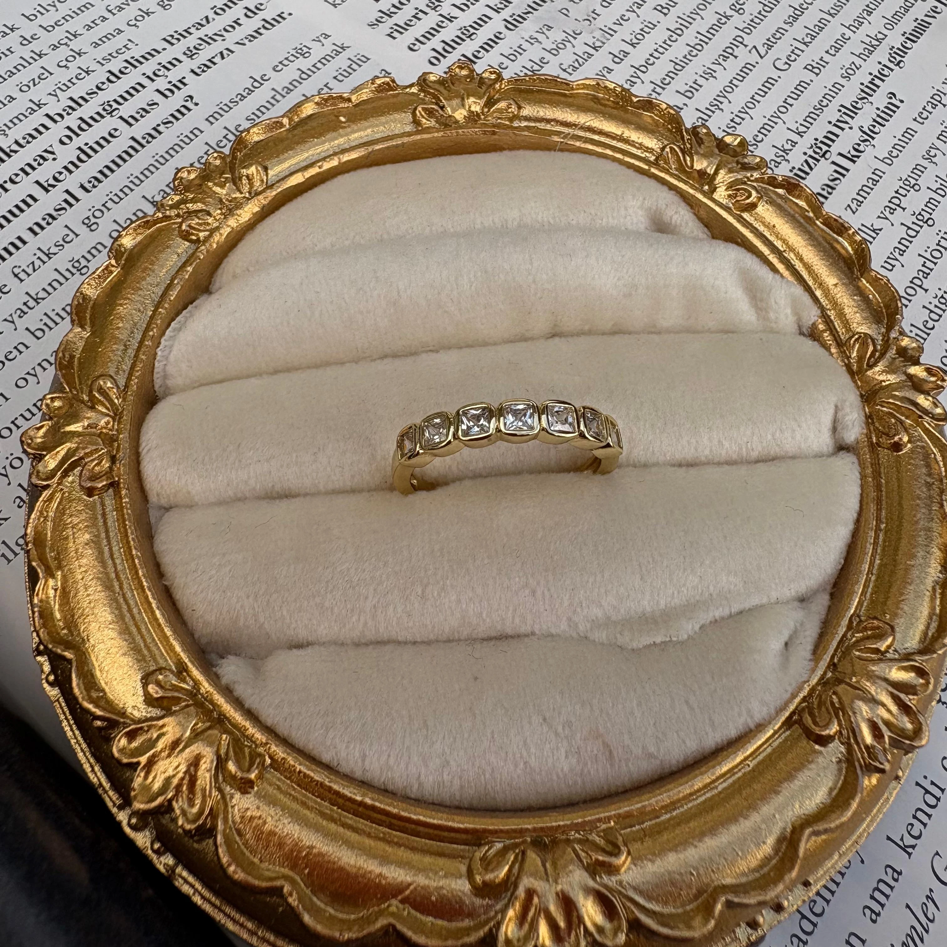 Vip Gold Kare Suyolu Yüzük 