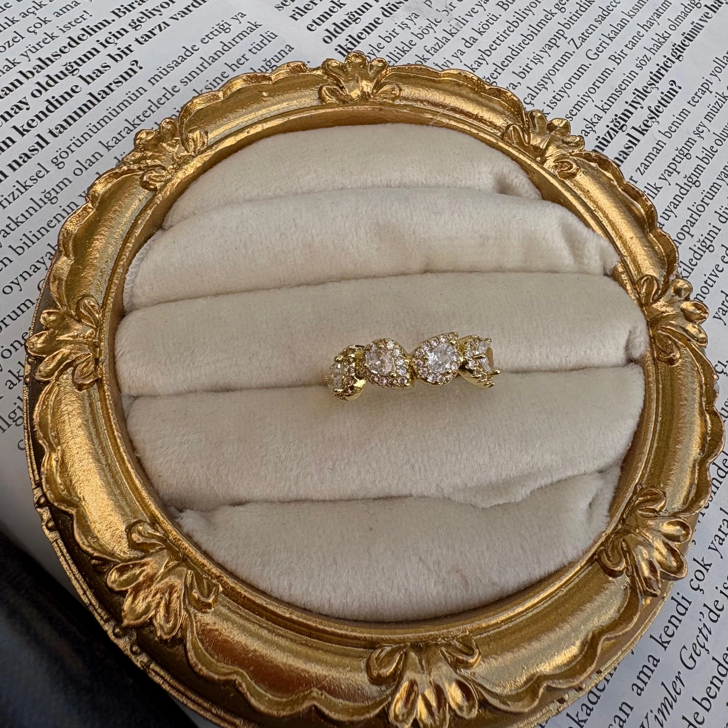 Vip Gold 5’li Elips Taşlı Yüzük