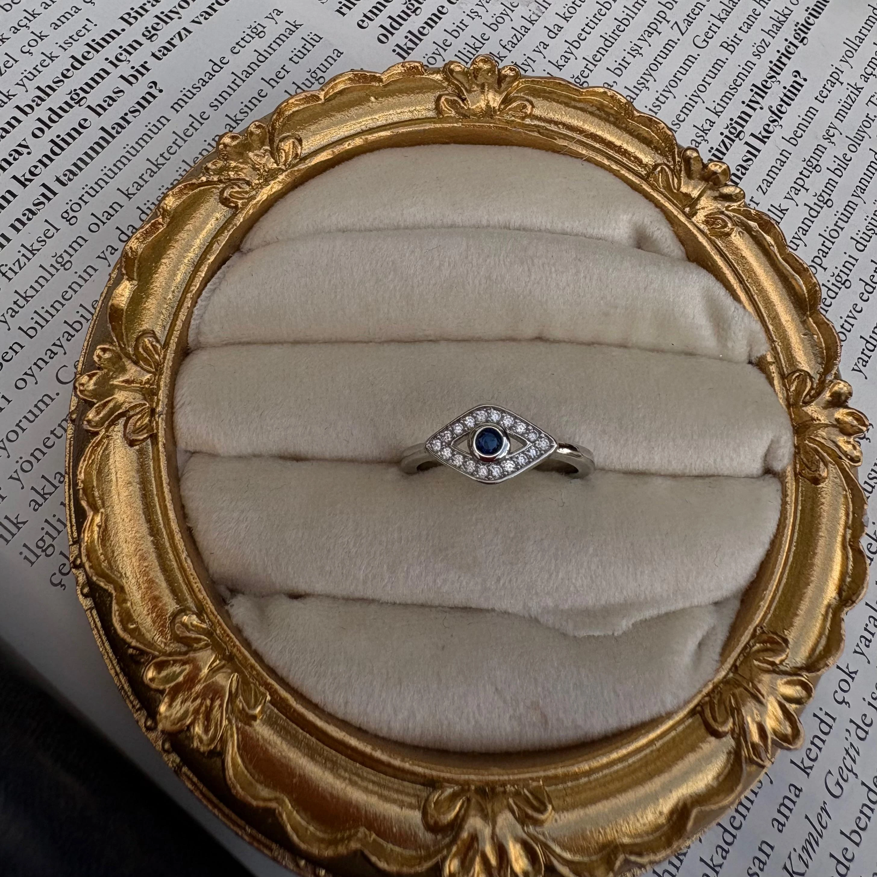 Vip Silver Gözlü Yüzük