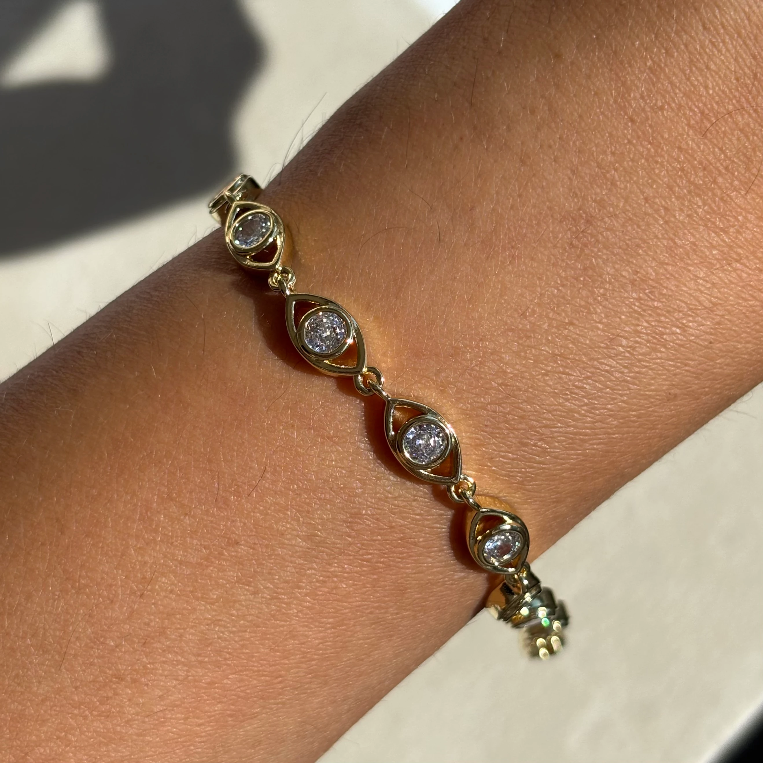 14K altın kaplama sıralı göz bileklik