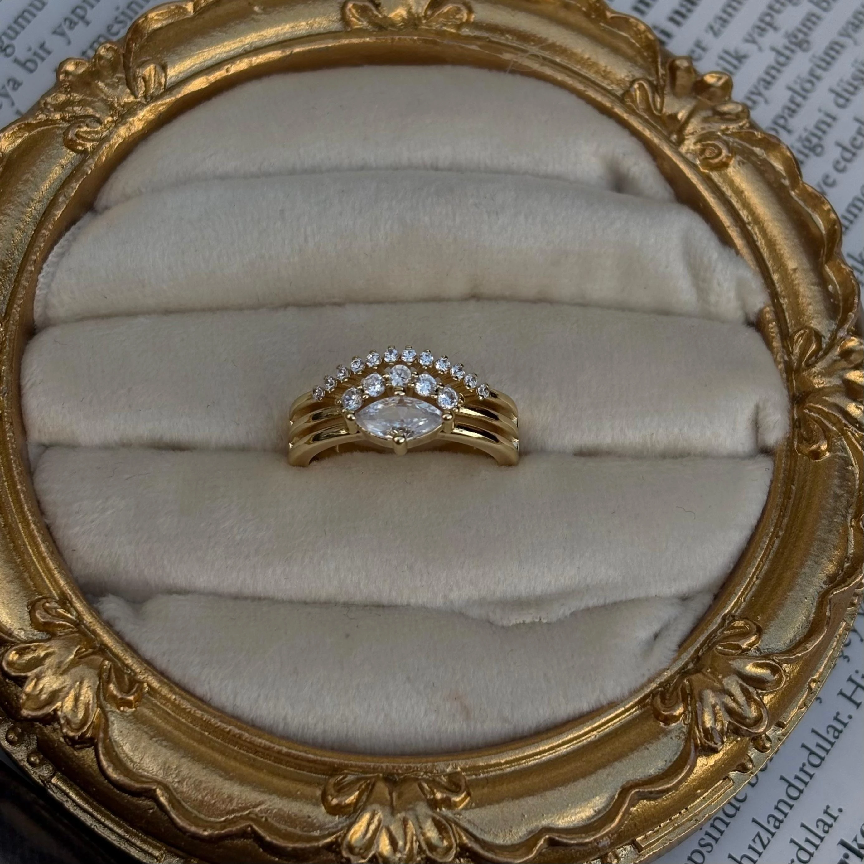 Vip Gold Çoklu Görünümlü Taşlı Yüzük 