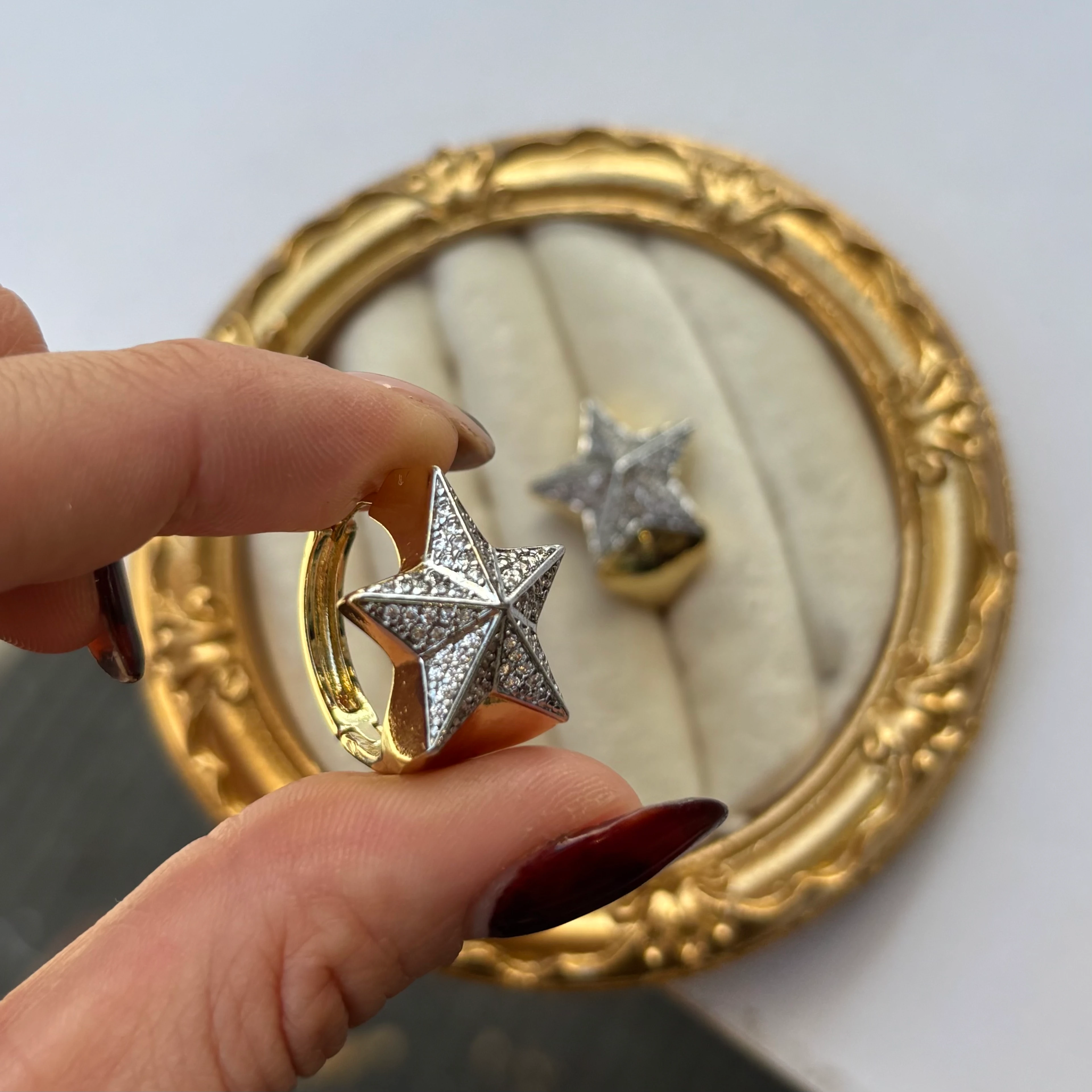 Vip full taşlı yıldız küpe