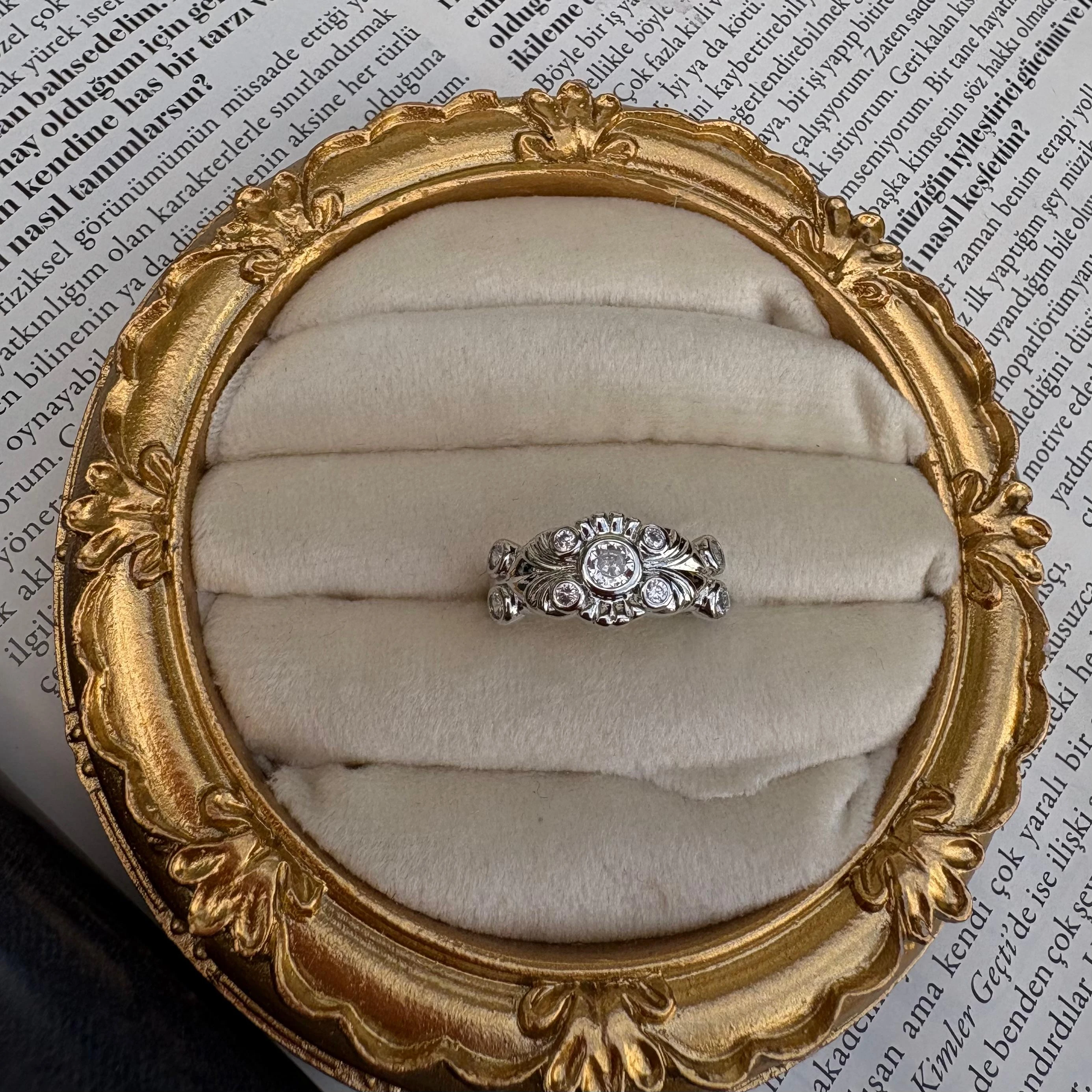 Vip Silver Vintage Taşlı Yüzük