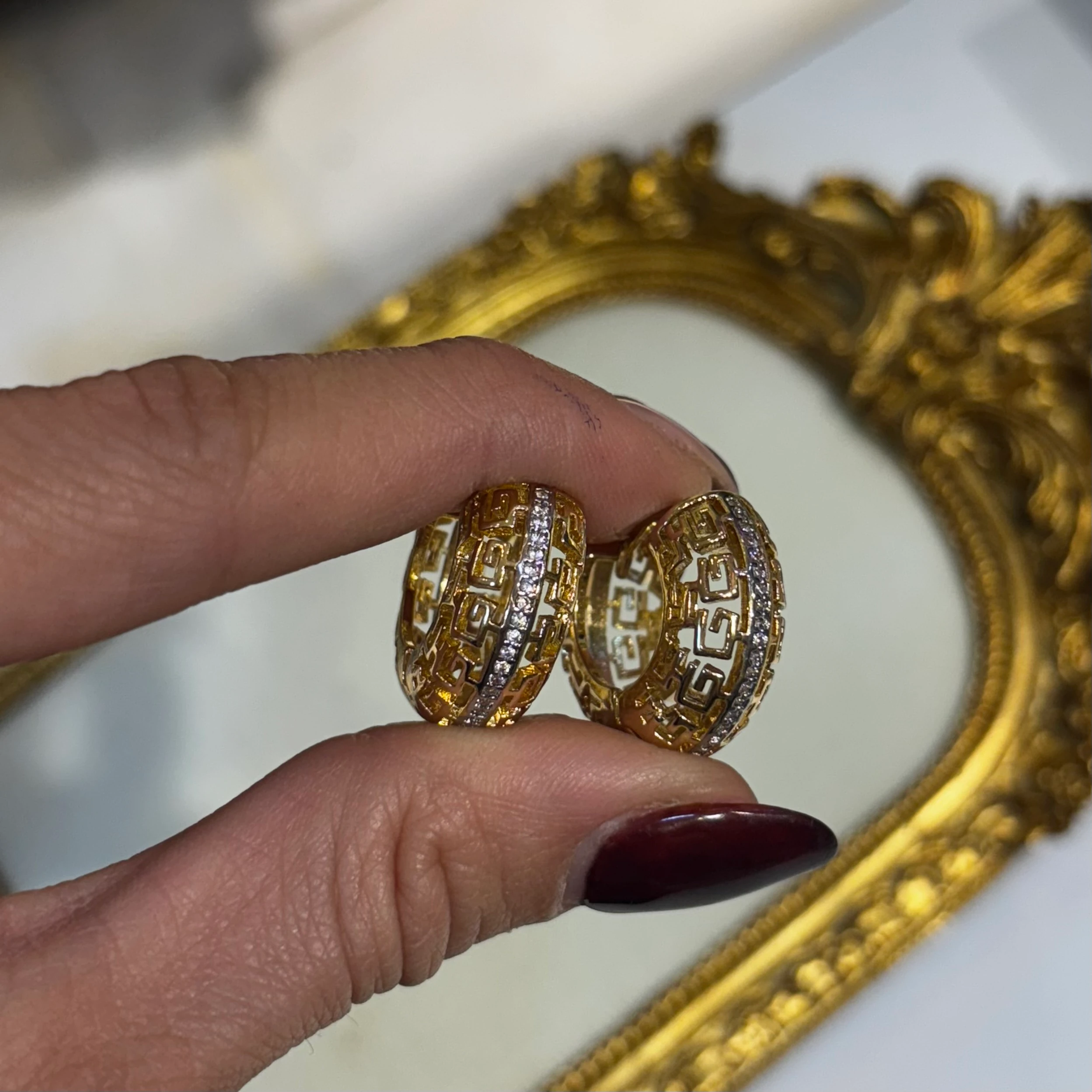 Vip kalın taşlı vintage halka küpe