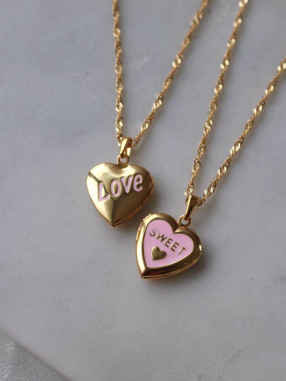 Valentine Cap Souvenir Necklace