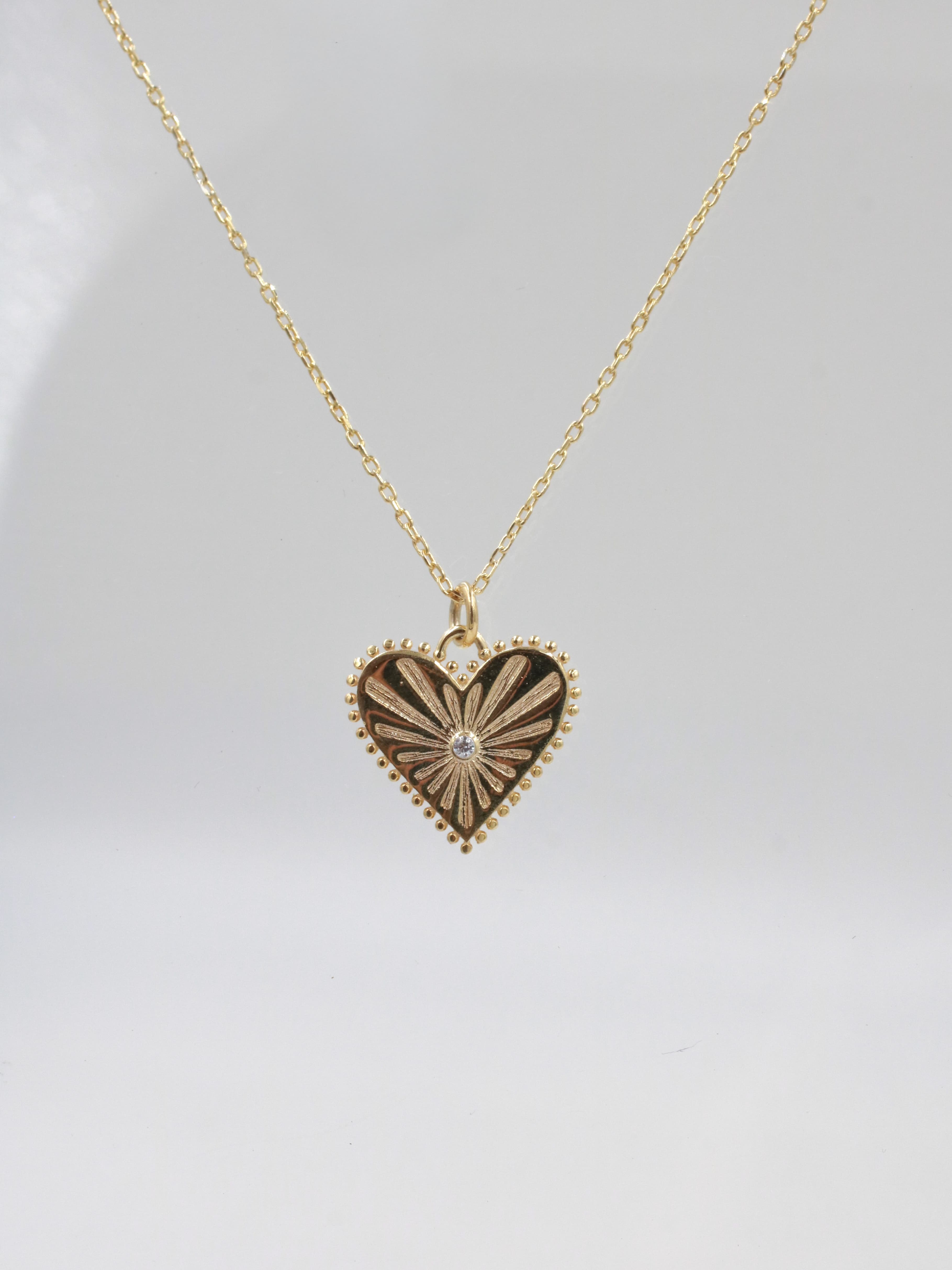Glowing Heart 925 Gümüş Kolye