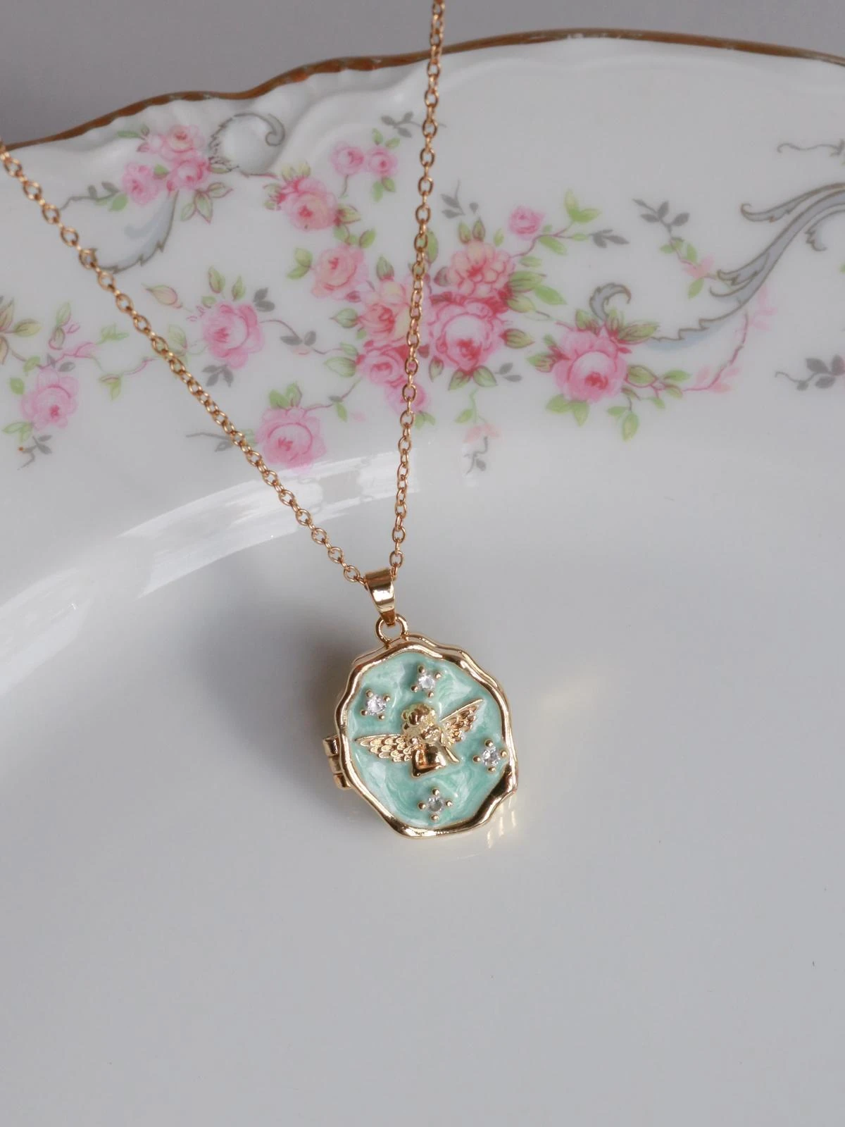 Blue Heavenly Angel Kişiye Özel Fotoğraflı Kapaklı Kolye