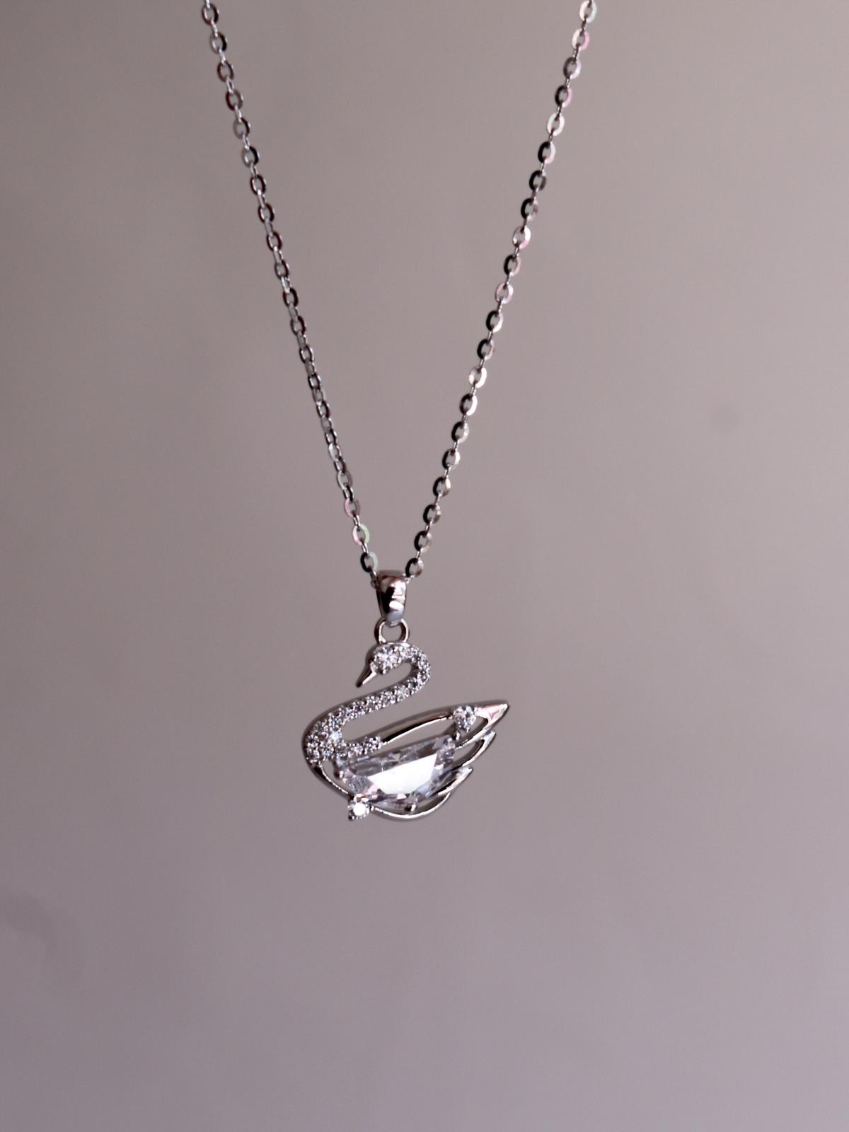White Swan 925 Gümüş Kolye