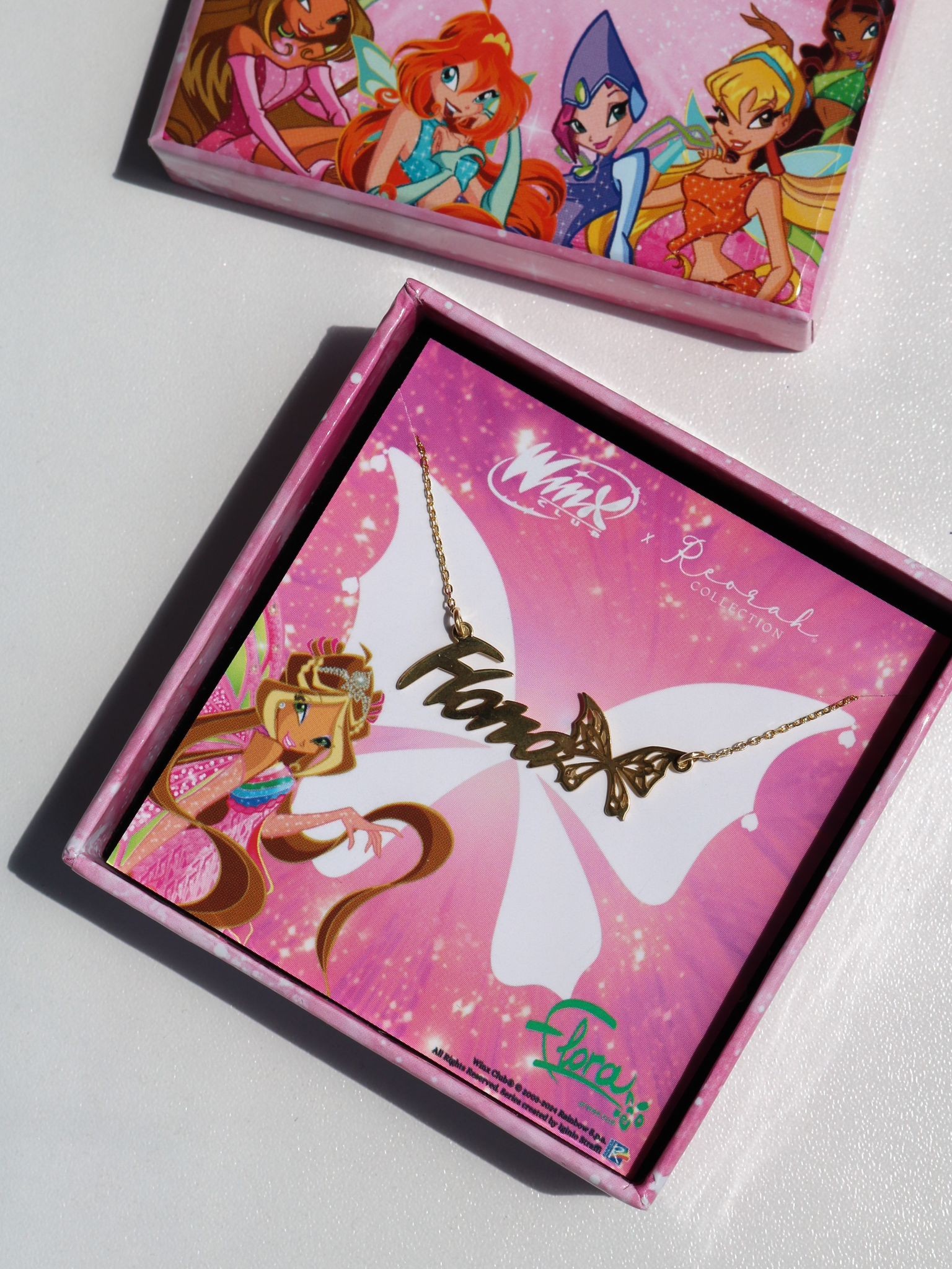 Winx Club® Flora Kişiye Özel Enchantix Wings İsim Kolye