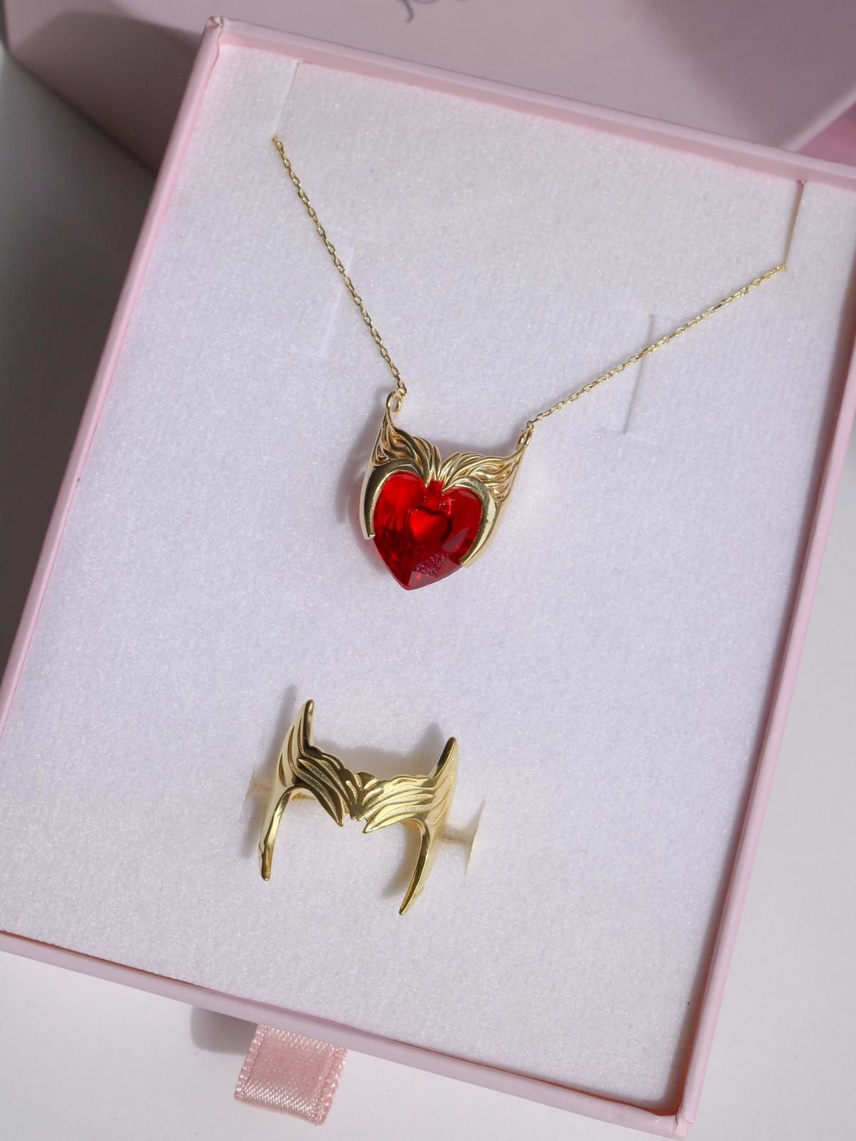 Wanda Scarlet Witch 925 silver Necklace
