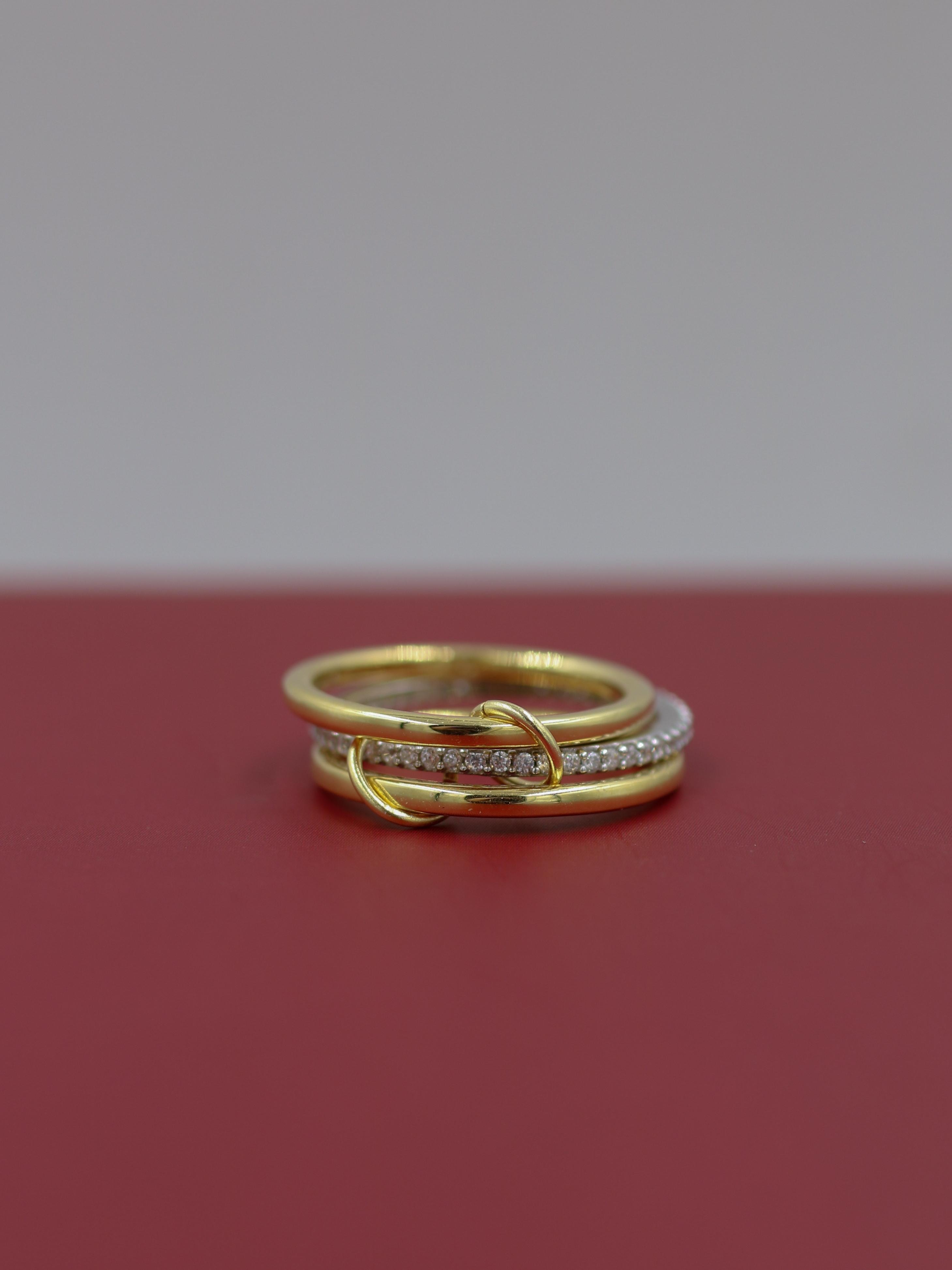 White Lumiere 925 Silver Ring