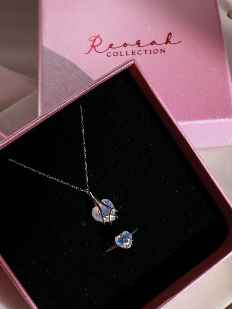 Diamond Chateau Necklace - Ring Set 925 Silver