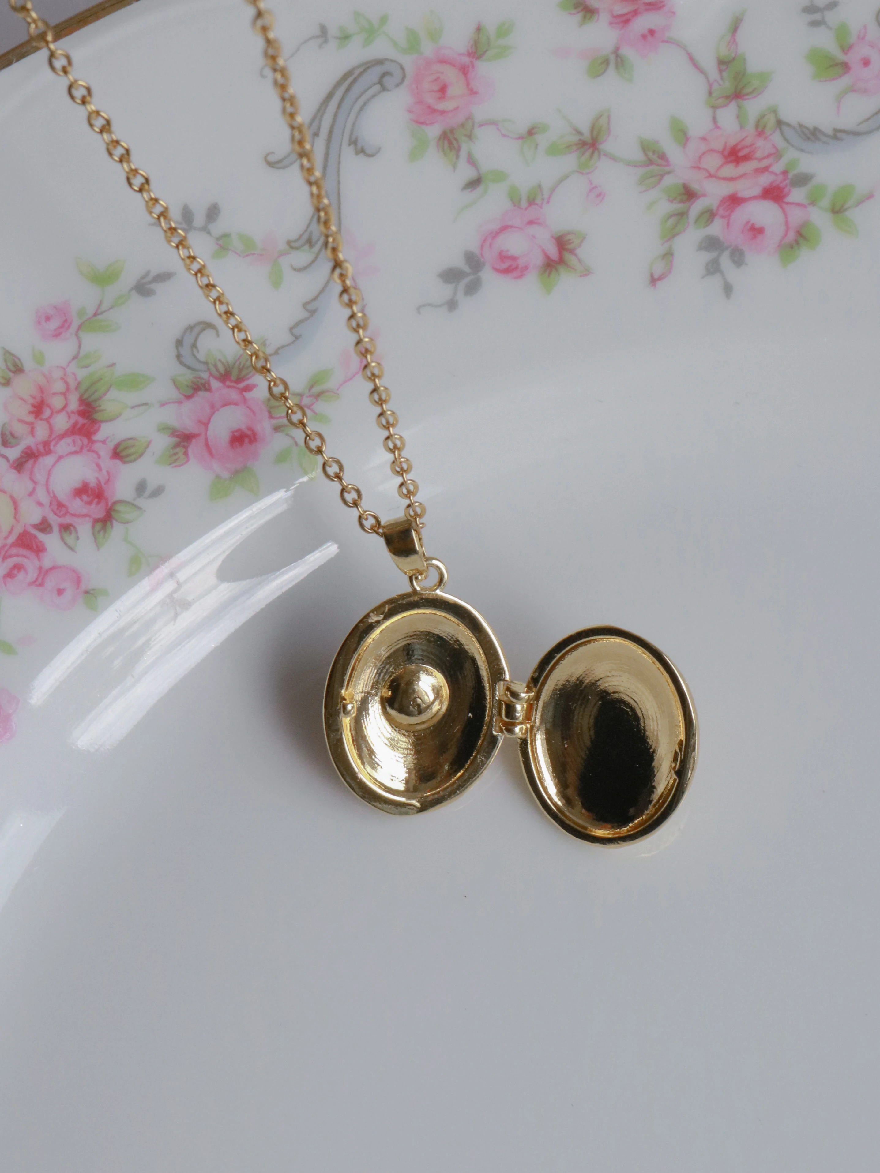 Pink Pearl Radiance Kişiye Özel Fotoğraflı Kapaklı Kolye