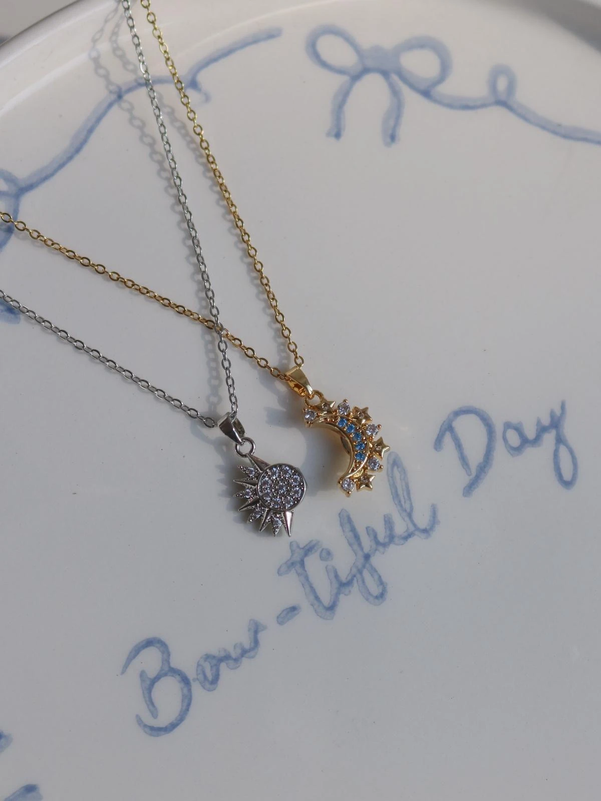 Moon and Sun Mıknatıslı Çift Kolye