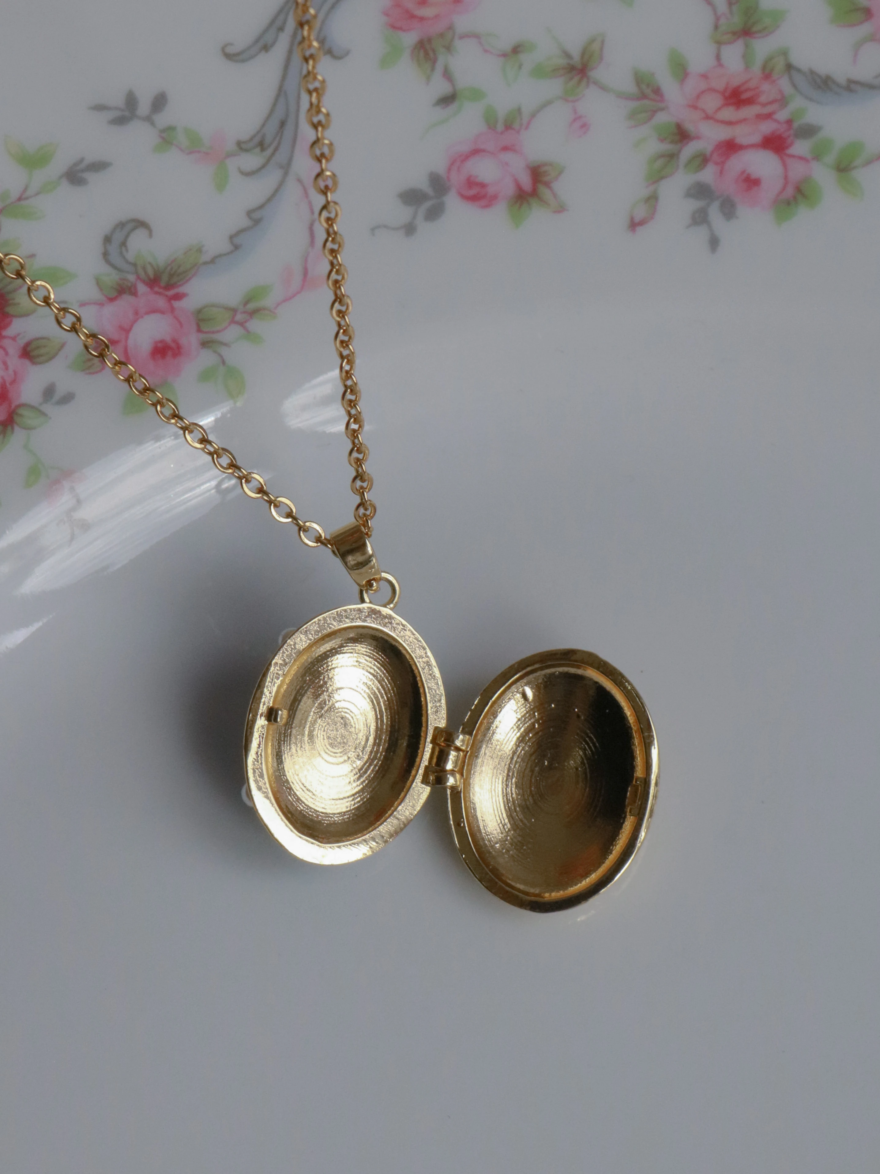 Blue Pearl Mirage Kişiye Özel Fotoğraflı Kapaklı Kolye