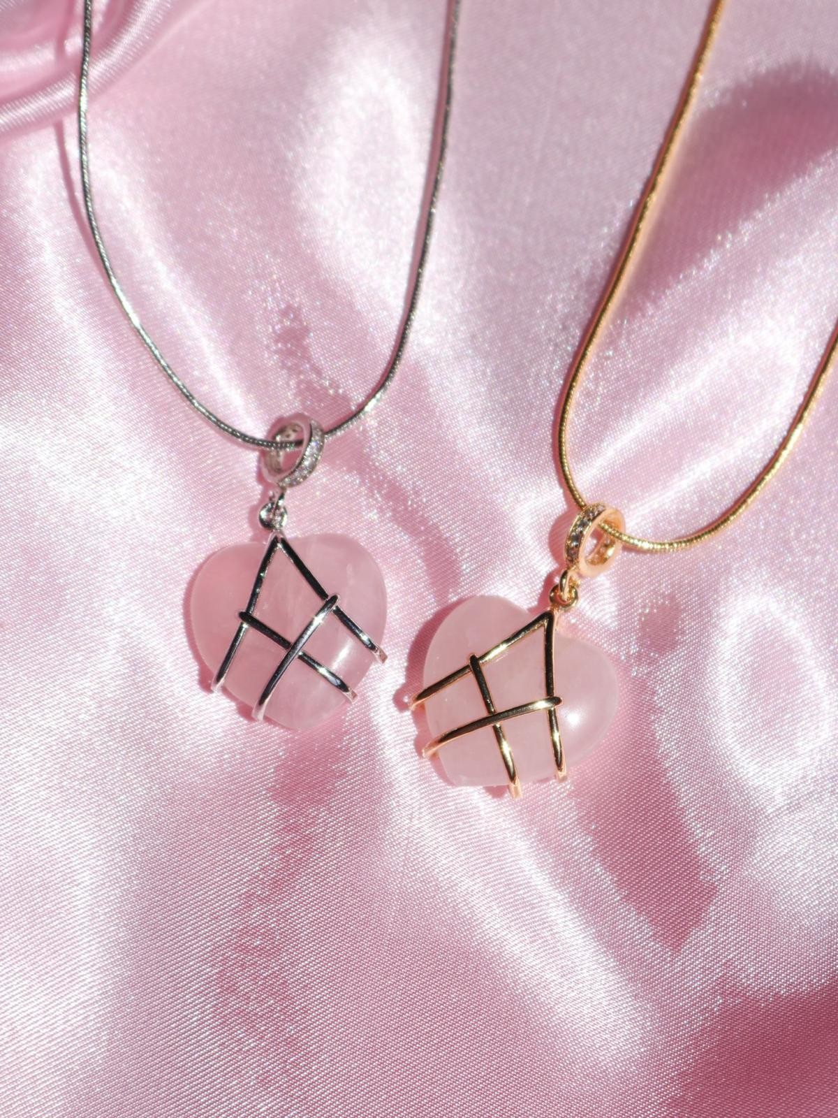 Diamond Chateau Pembe Kuvars Kalp Kolye