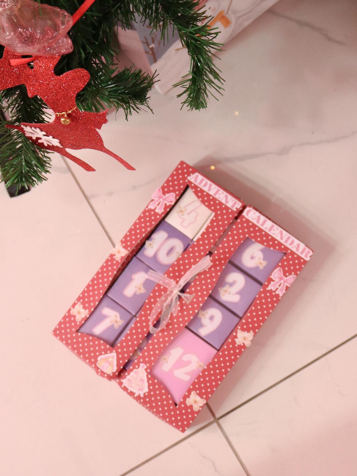 Reorah Kırmızı Puantiyeli  Takı Advent Calendar 12 Adet