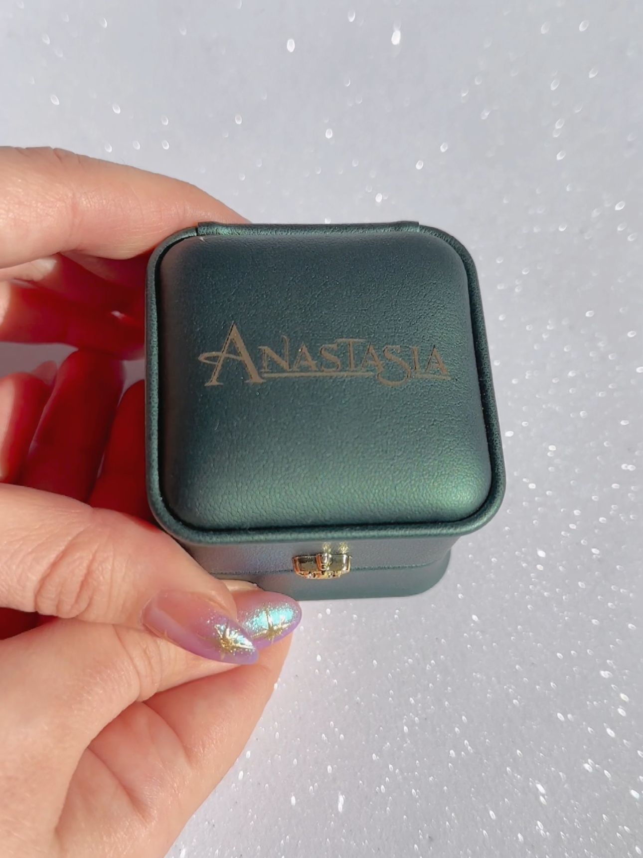 Anastasia Ring Box