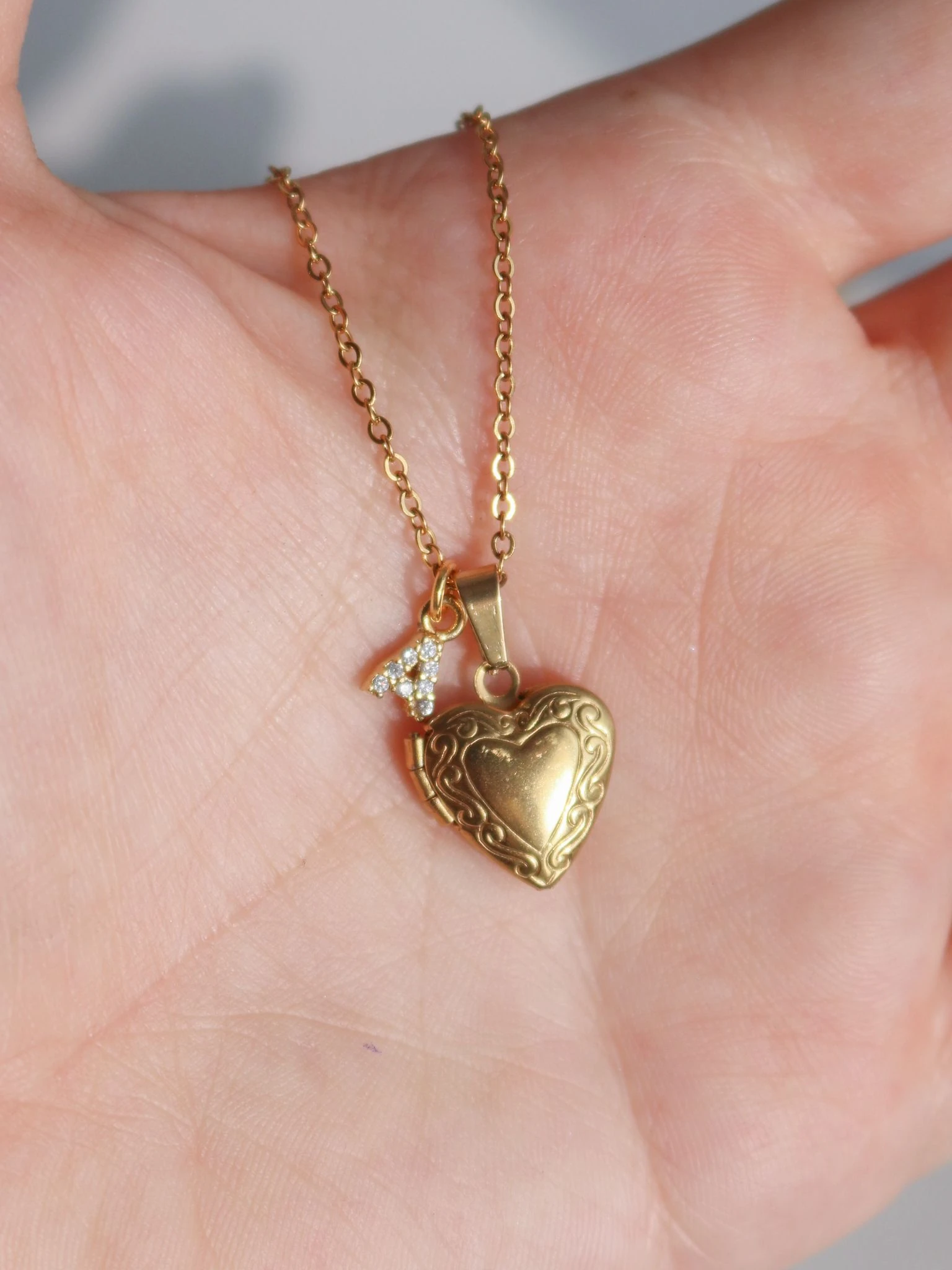 Inner Heart Kişiye Özel Harf Kolye