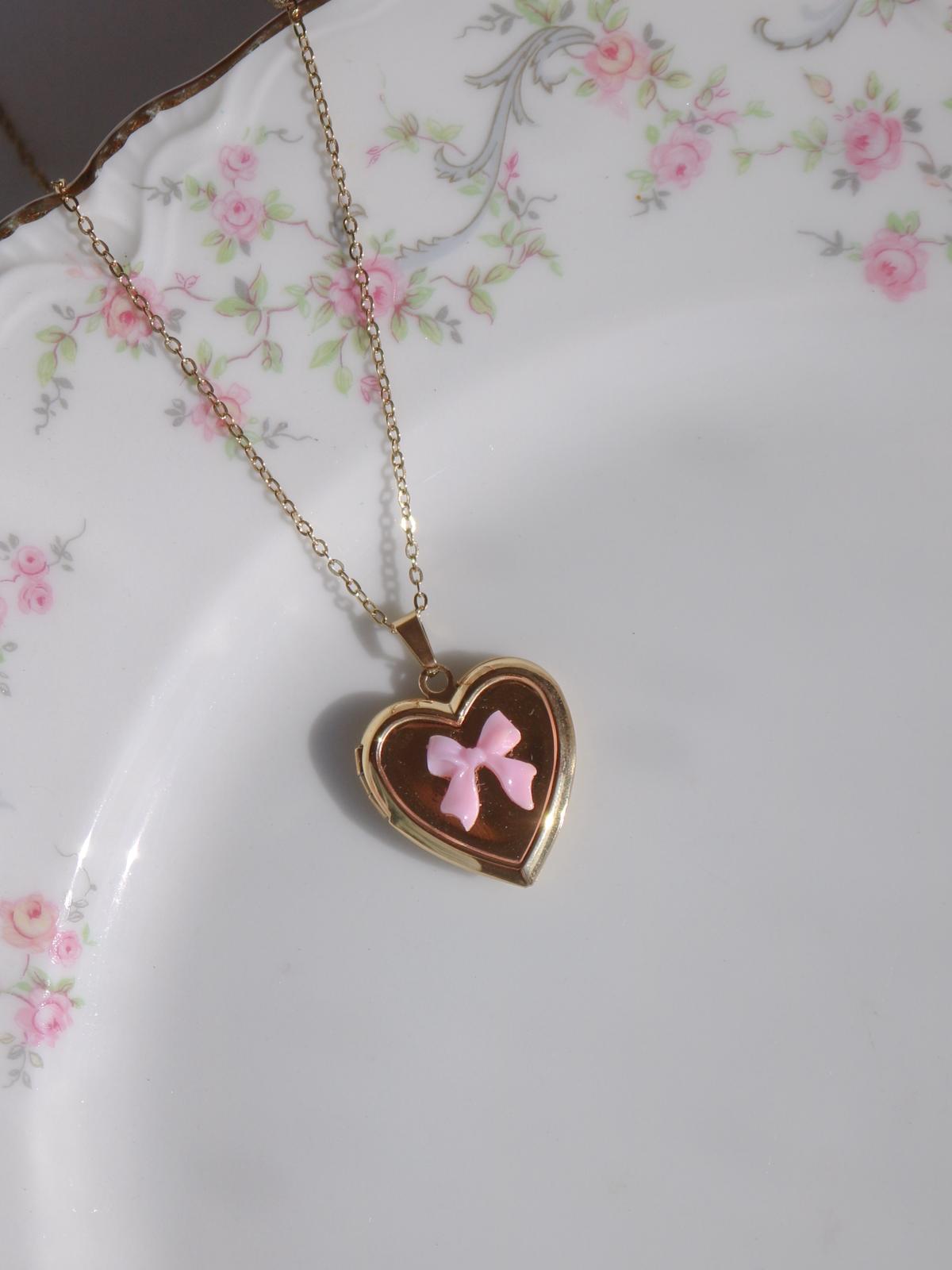 Pink Ribbon Kişiye Özel Fotoğraflı Çelik Kolye