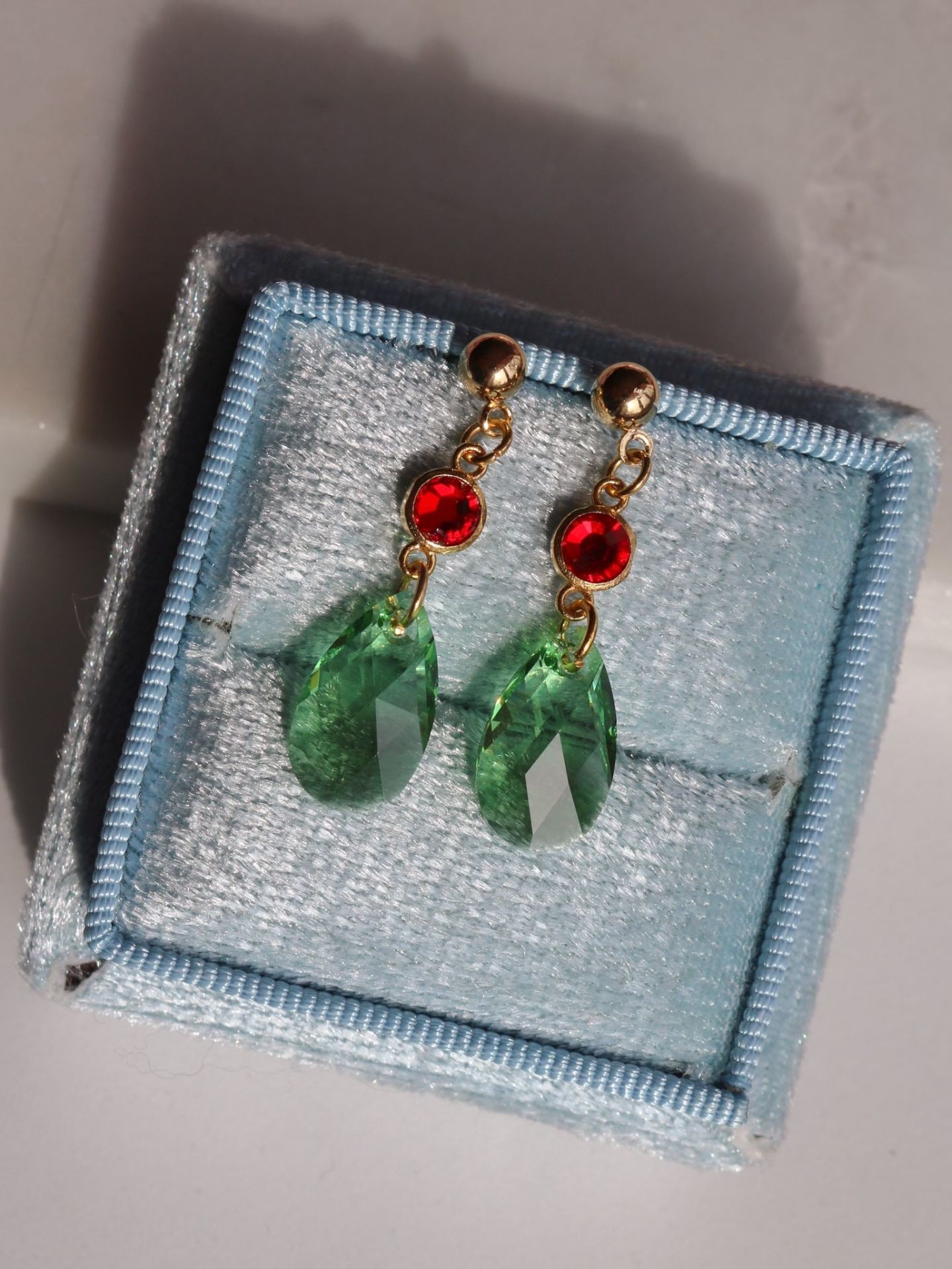 Howl's Moving Castle Earring Light Green