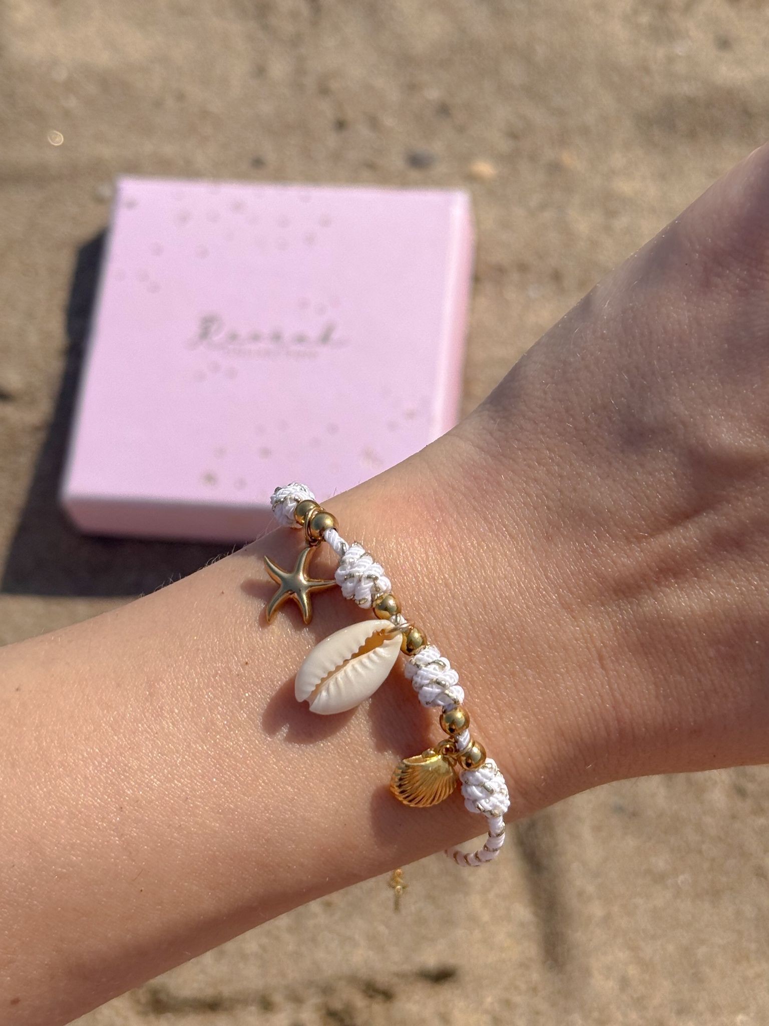 Seashell Dreams Macrame Steel Bracelet