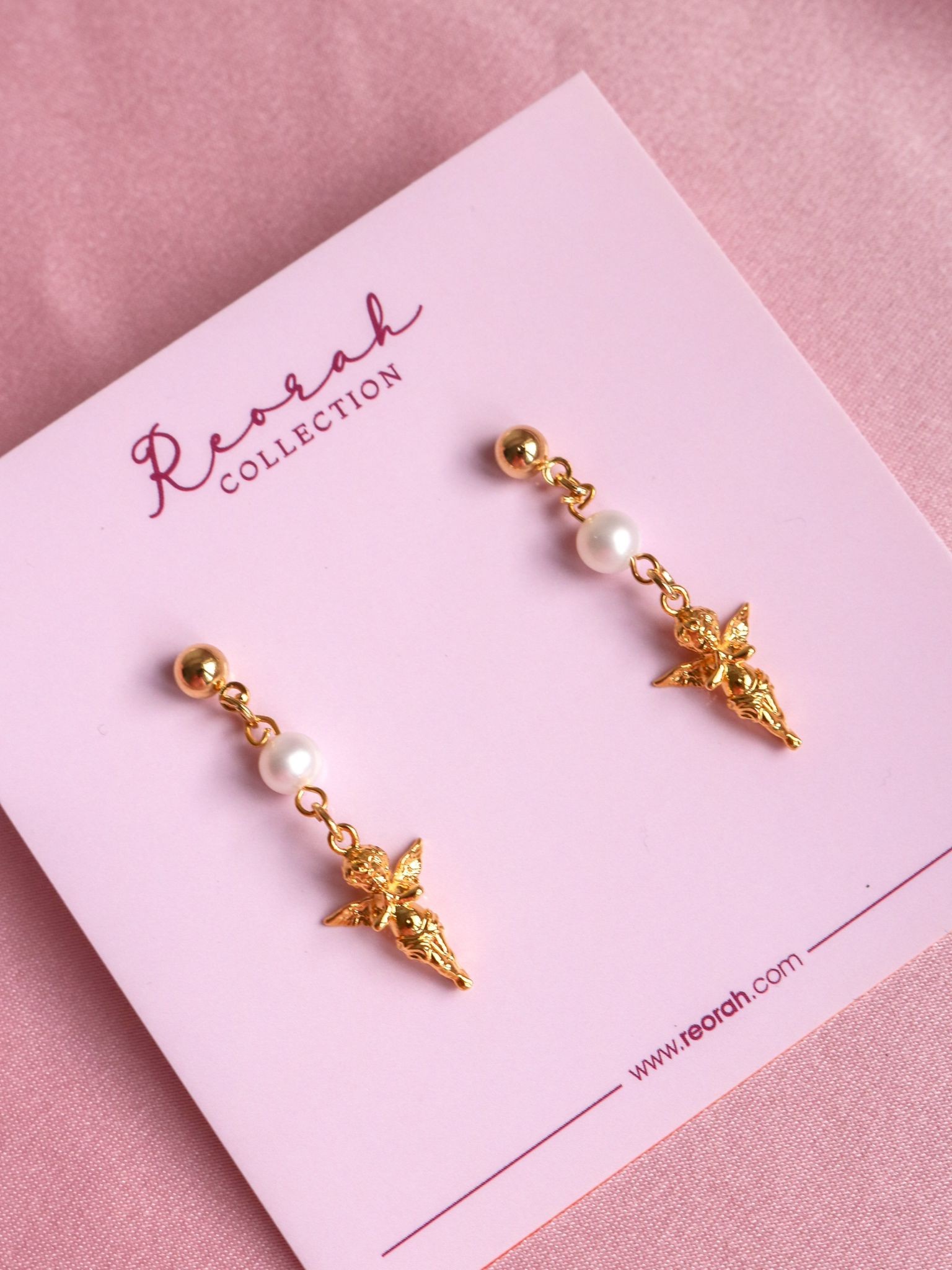  Angel Touch Earrings with Pearls