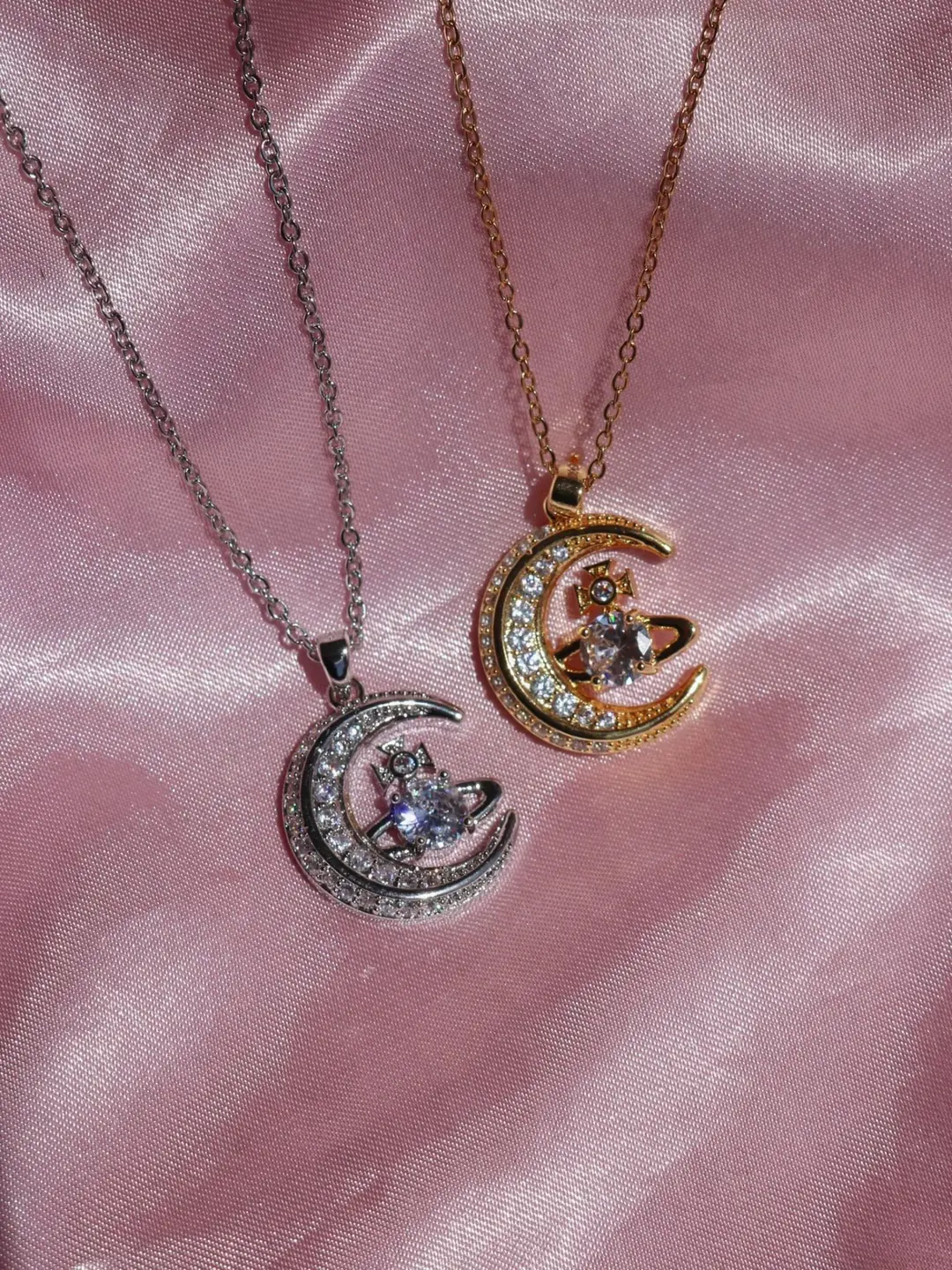 Ring Vivienne Westwood Dorina Moon Necklace Vivienne Westwood