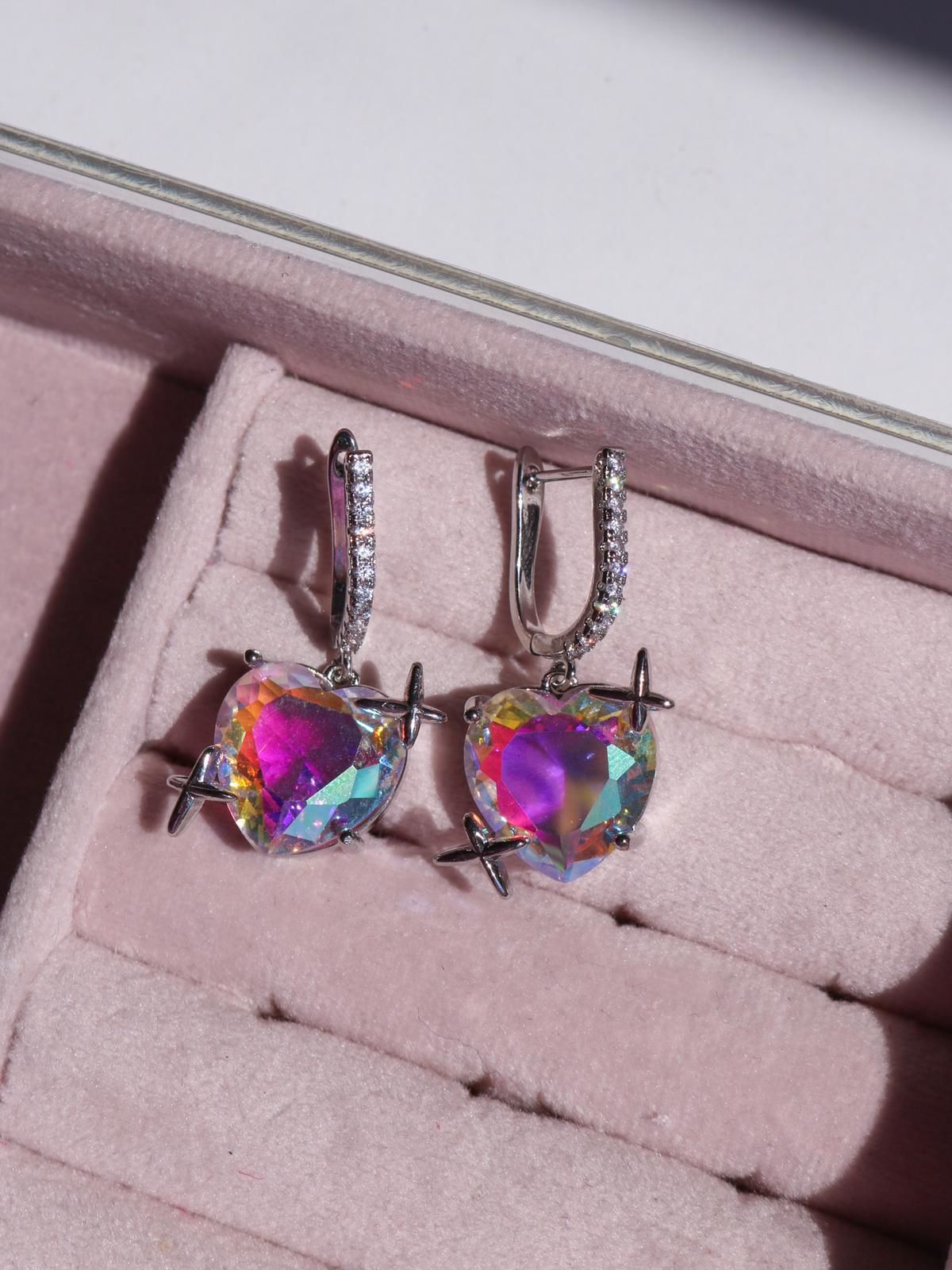 Vip Earring Reorah - Shining Holographic Heart Earring | VIP | Special series