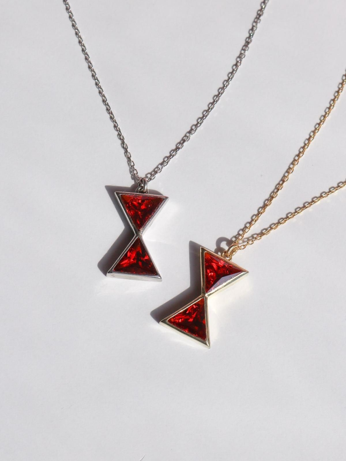 Black Widow Hourglass 925 Silver Necklace